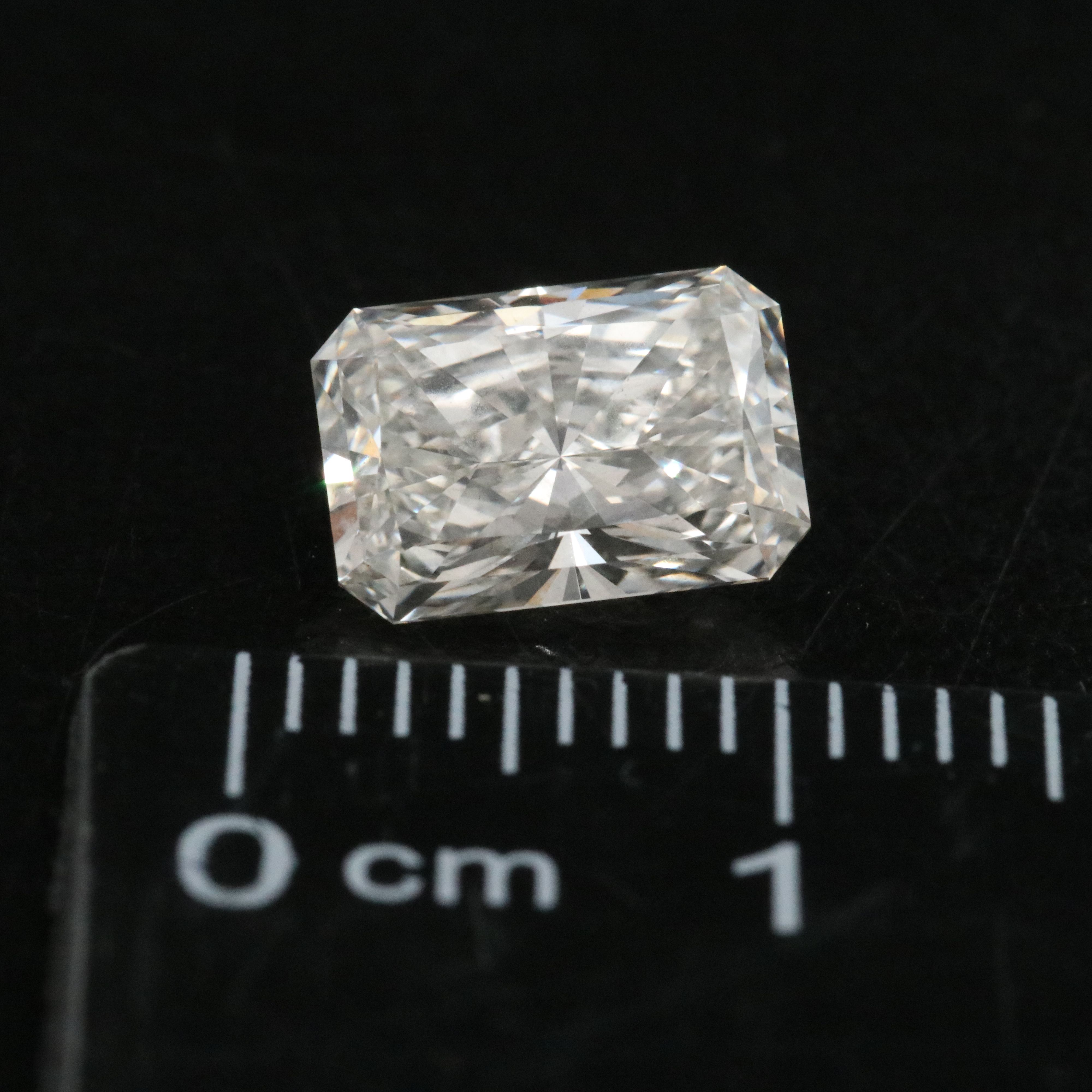 Loose 1.92 CT Lab Grown Diamond with IGI Report