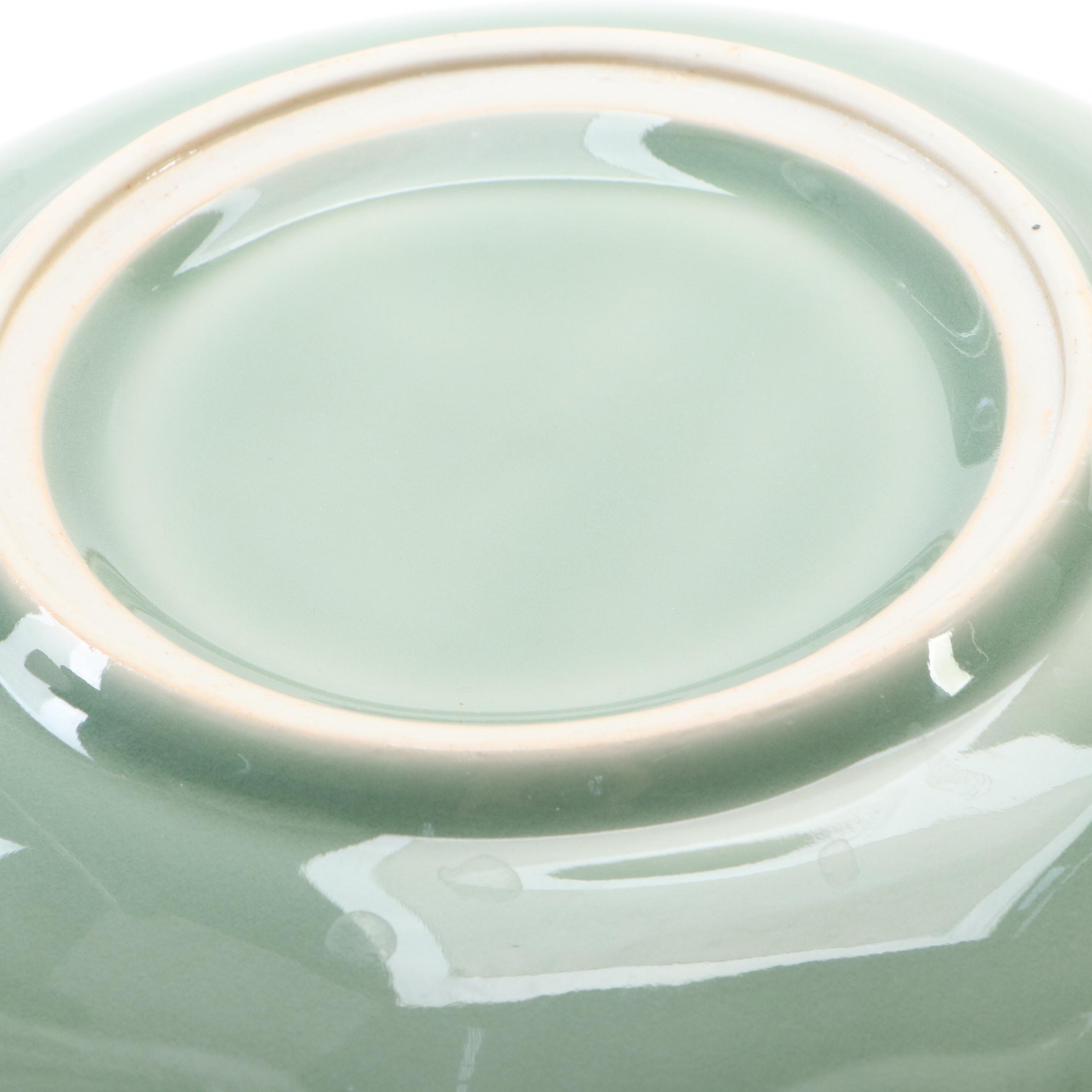 Chinese Porcelain Celadon Bowl with Vase and Carved Wood Base