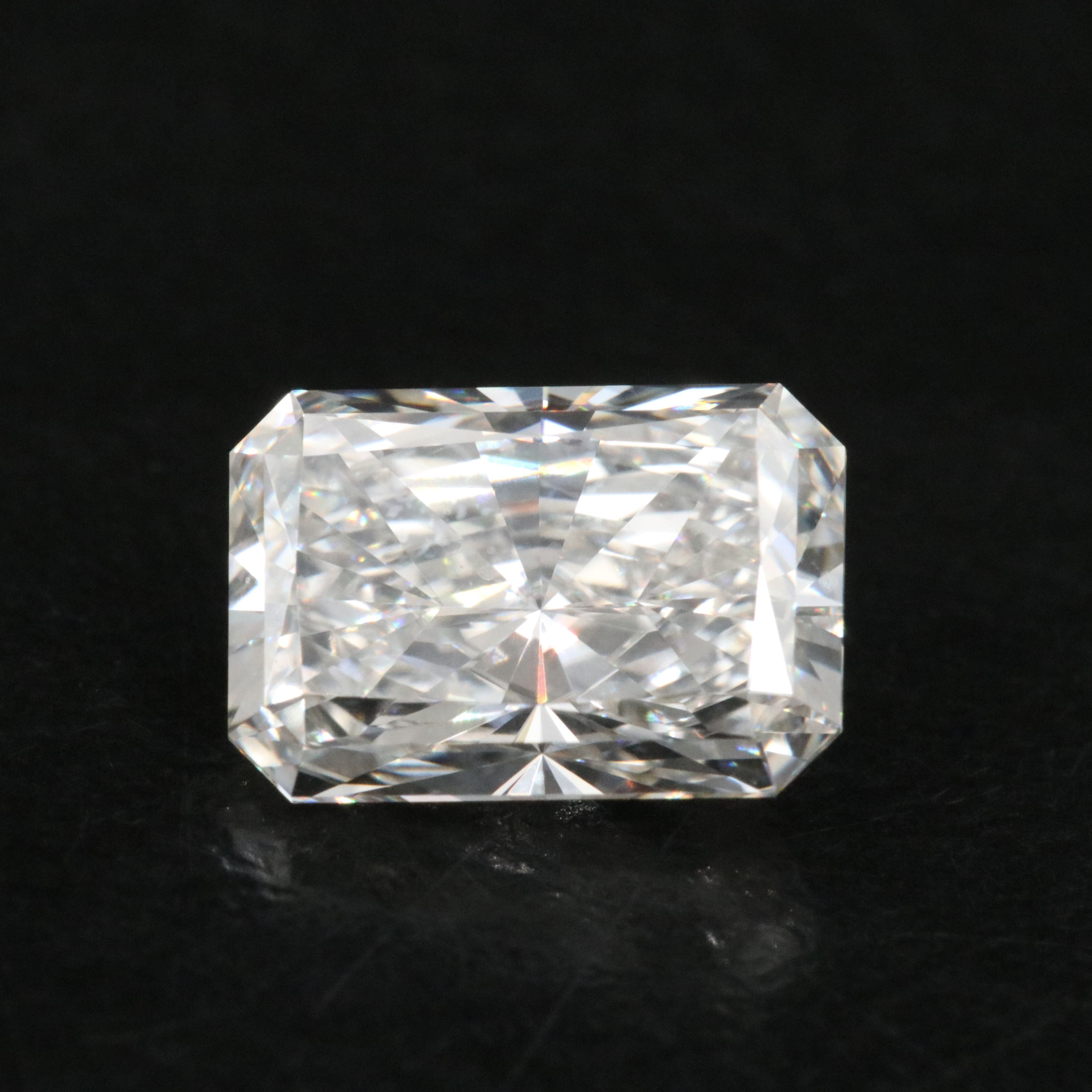 Loose 1.92 CT Lab Grown Diamond with IGI Report