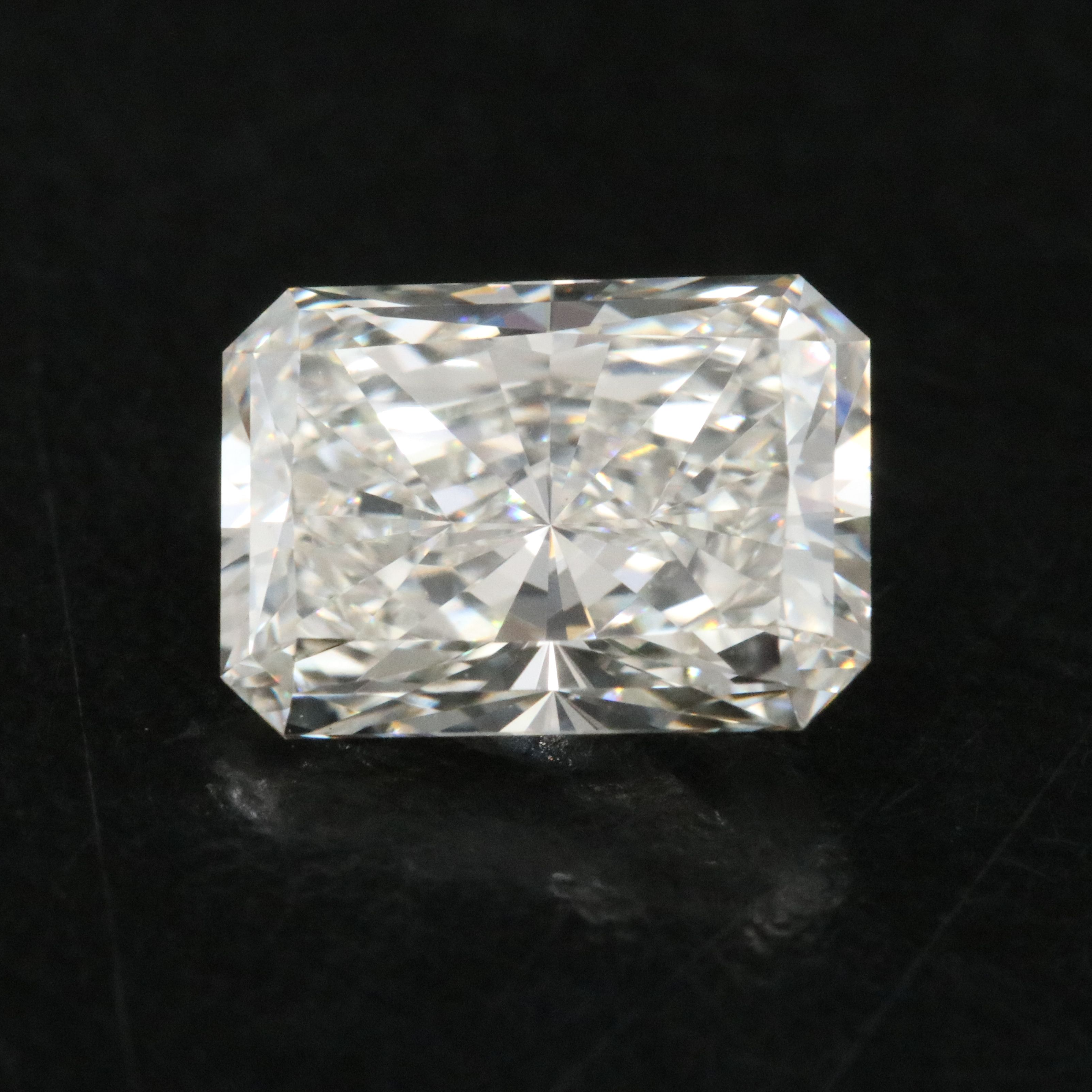 Loose 1.79 CT Lab Grown Diamond with IGI Report