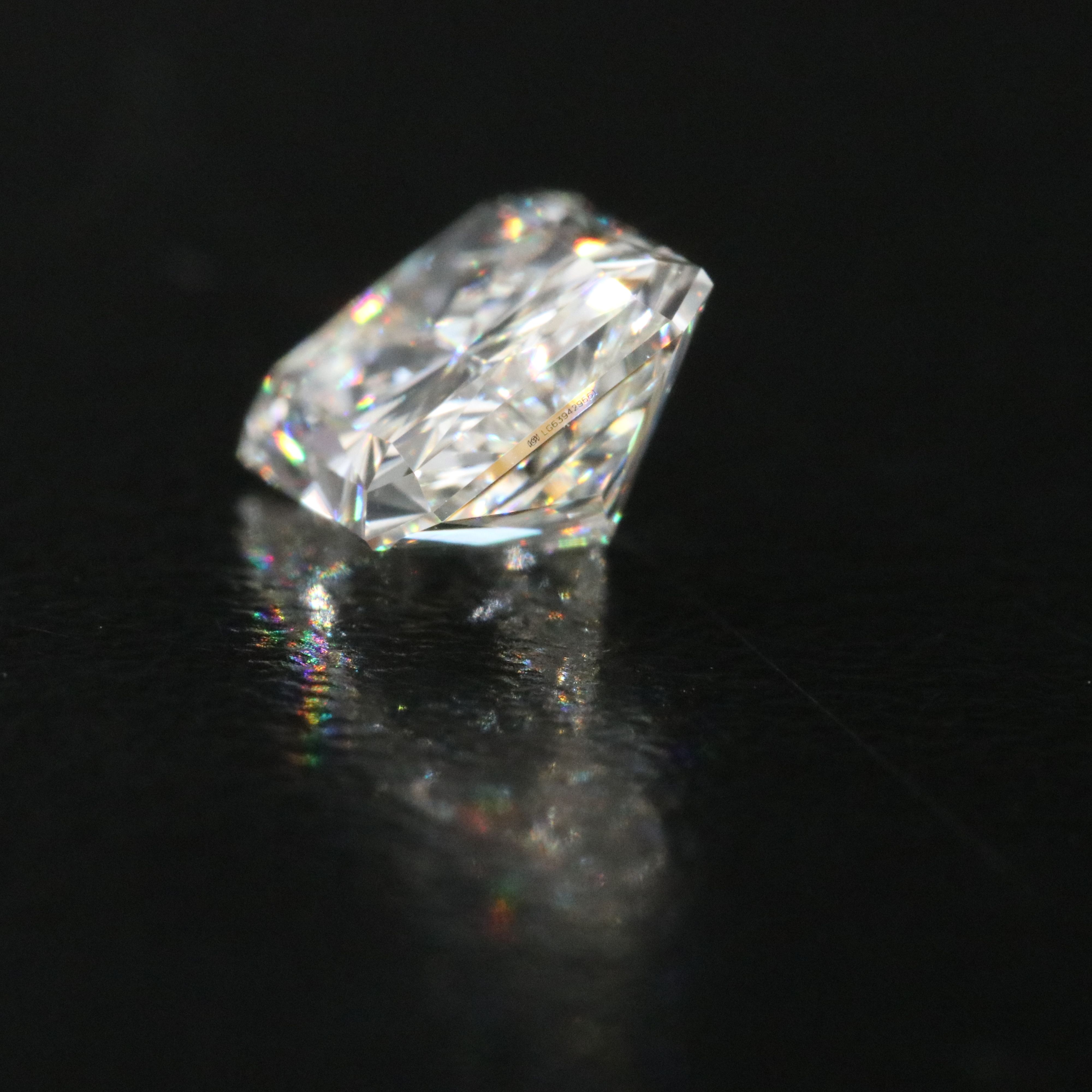 Loose 1.79 CT Lab Grown Diamond with IGI Report