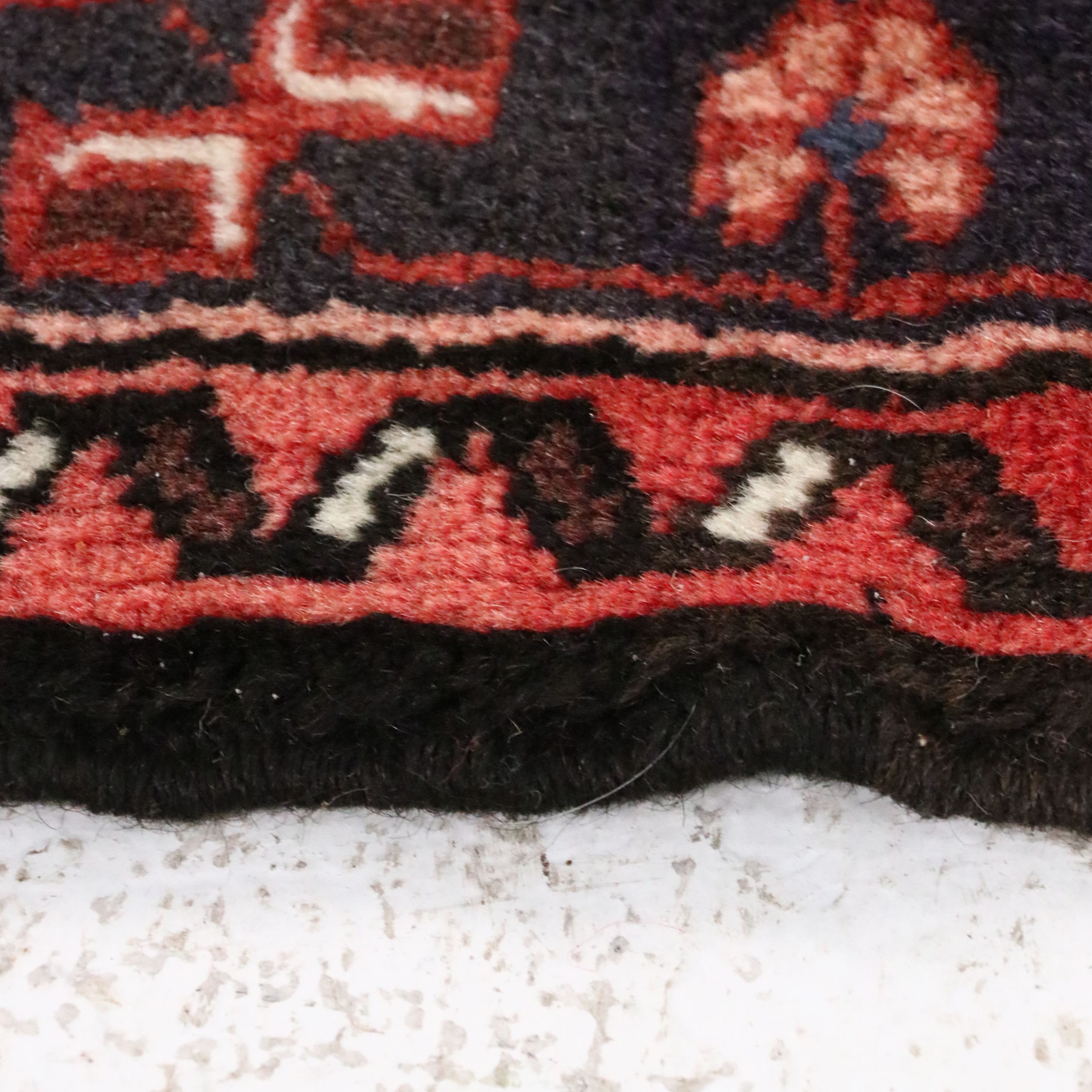 2'5 x 3'6 Hand-Knotted Turkish Baluch Accent Rug