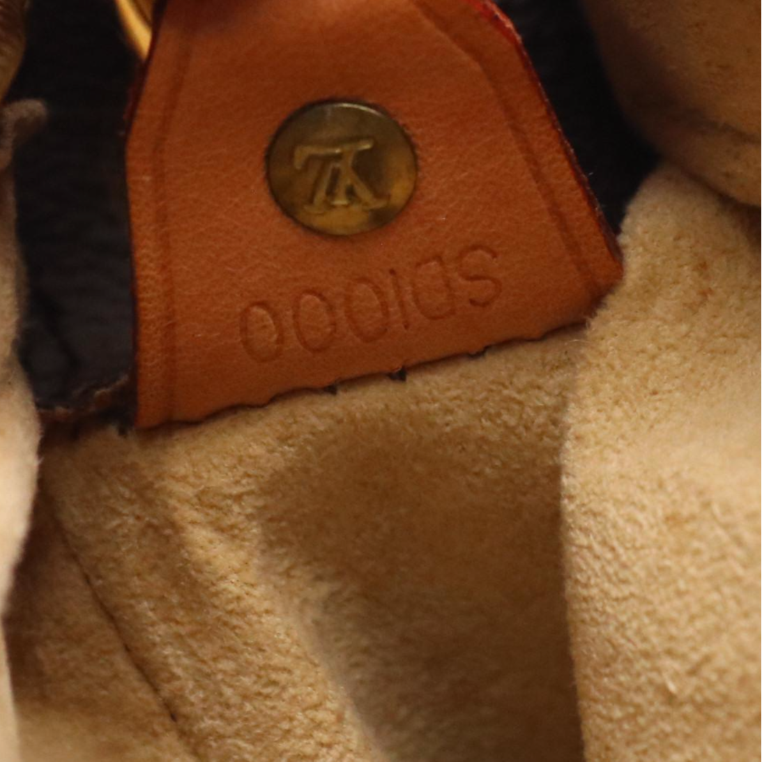 Louis Vuitton Looping GM Shoulder Bag in Monogram Canvas and Leather