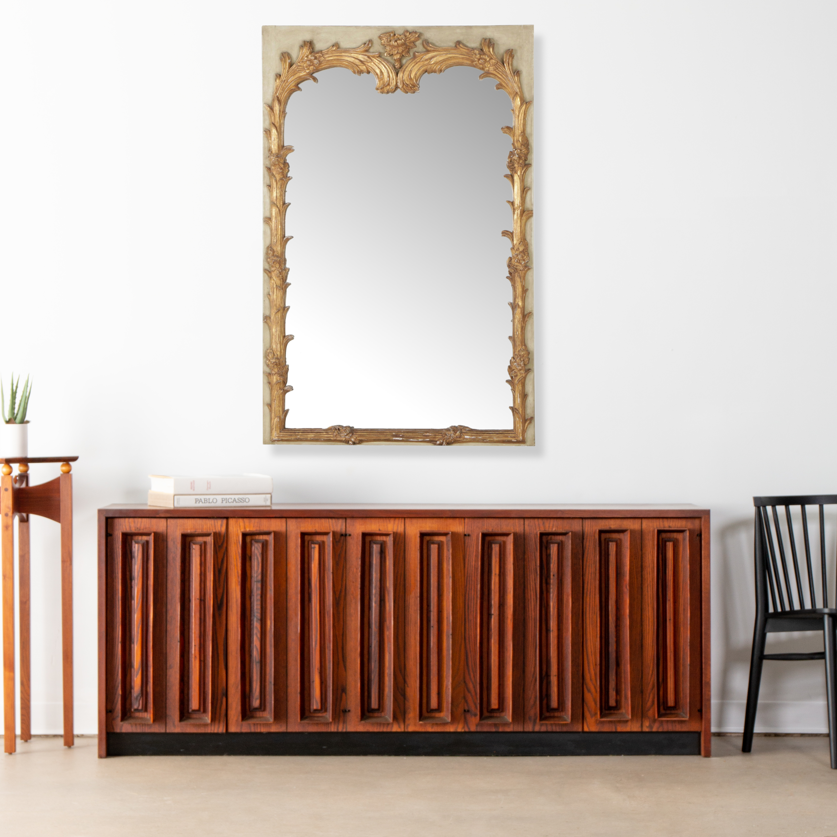 French Louis XV Carved Giltwood Trumeau Mirror, 18th-19th Century