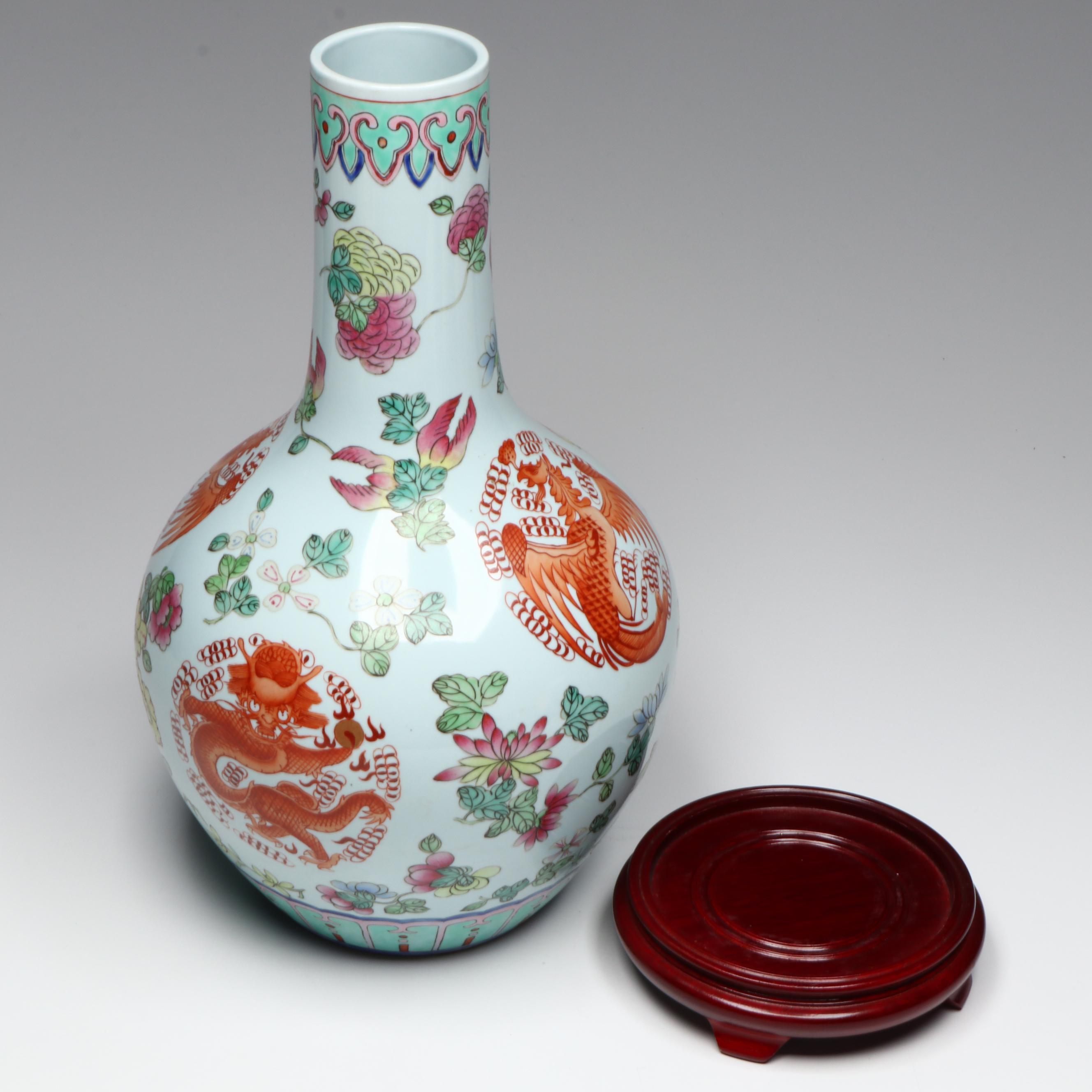 Chinese Famille Verte Porcelain Bottle and Base
