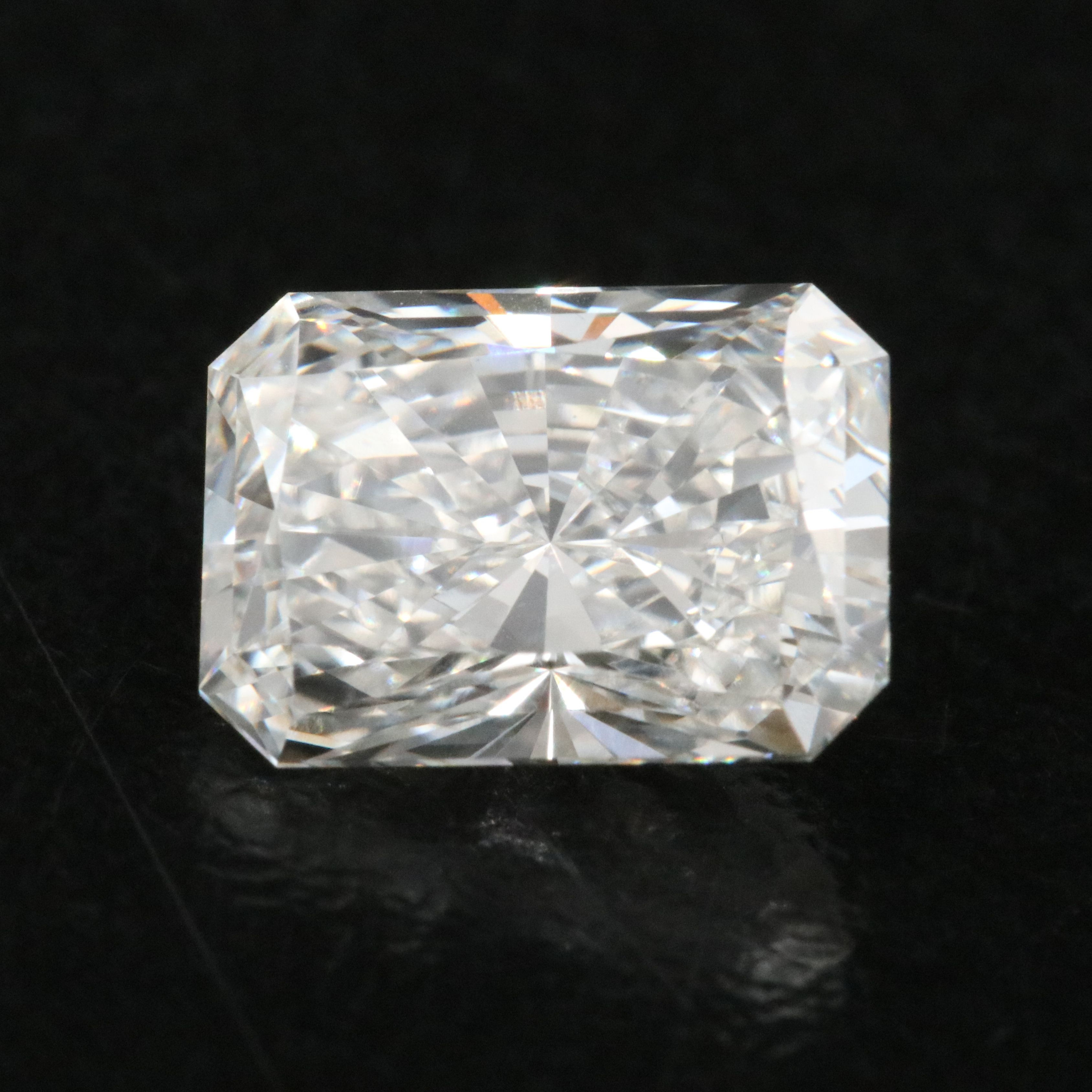 Loose 1.88 CT Lab Grown Diamond with IGI Report