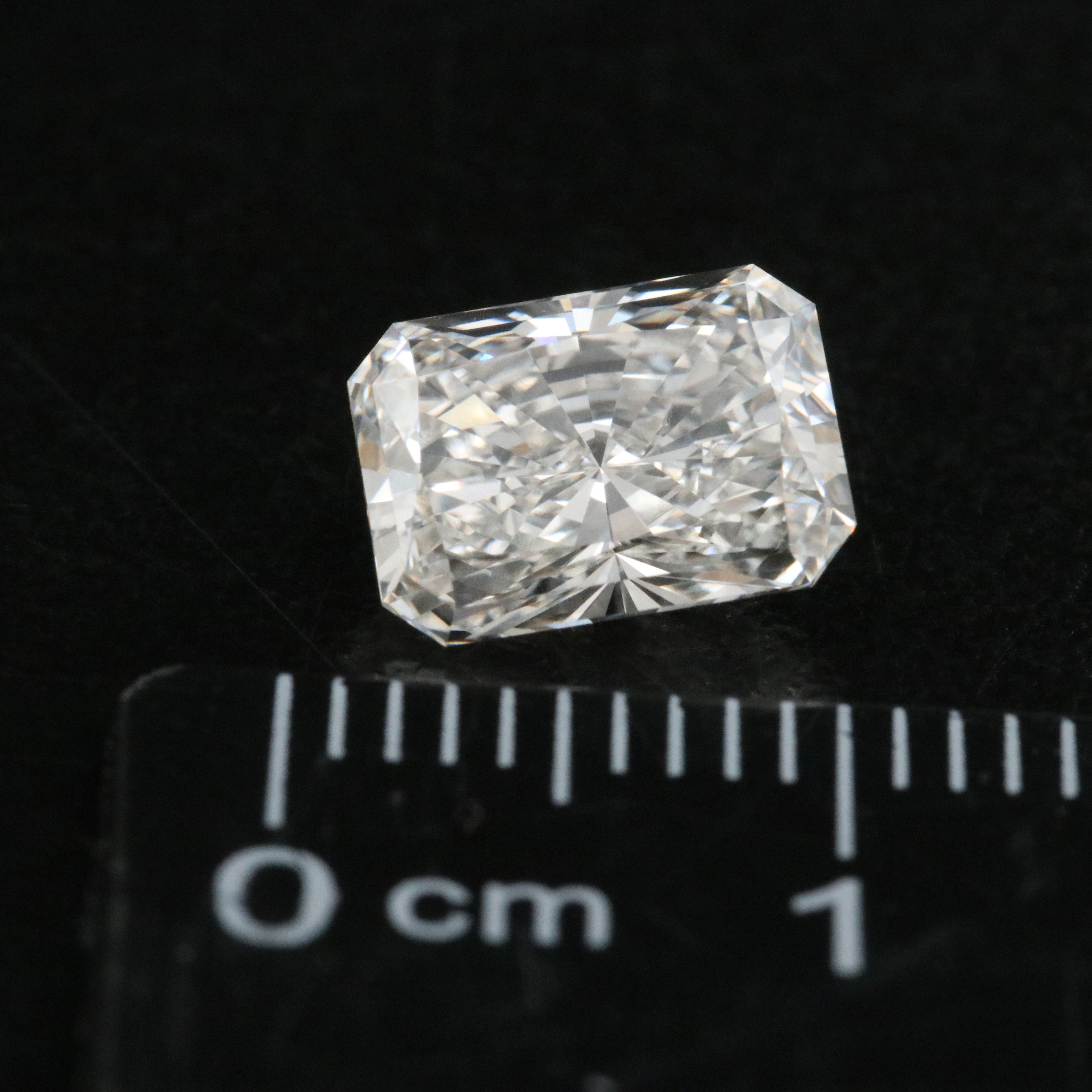 Loose 1.88 CT Lab Grown Diamond with IGI Report