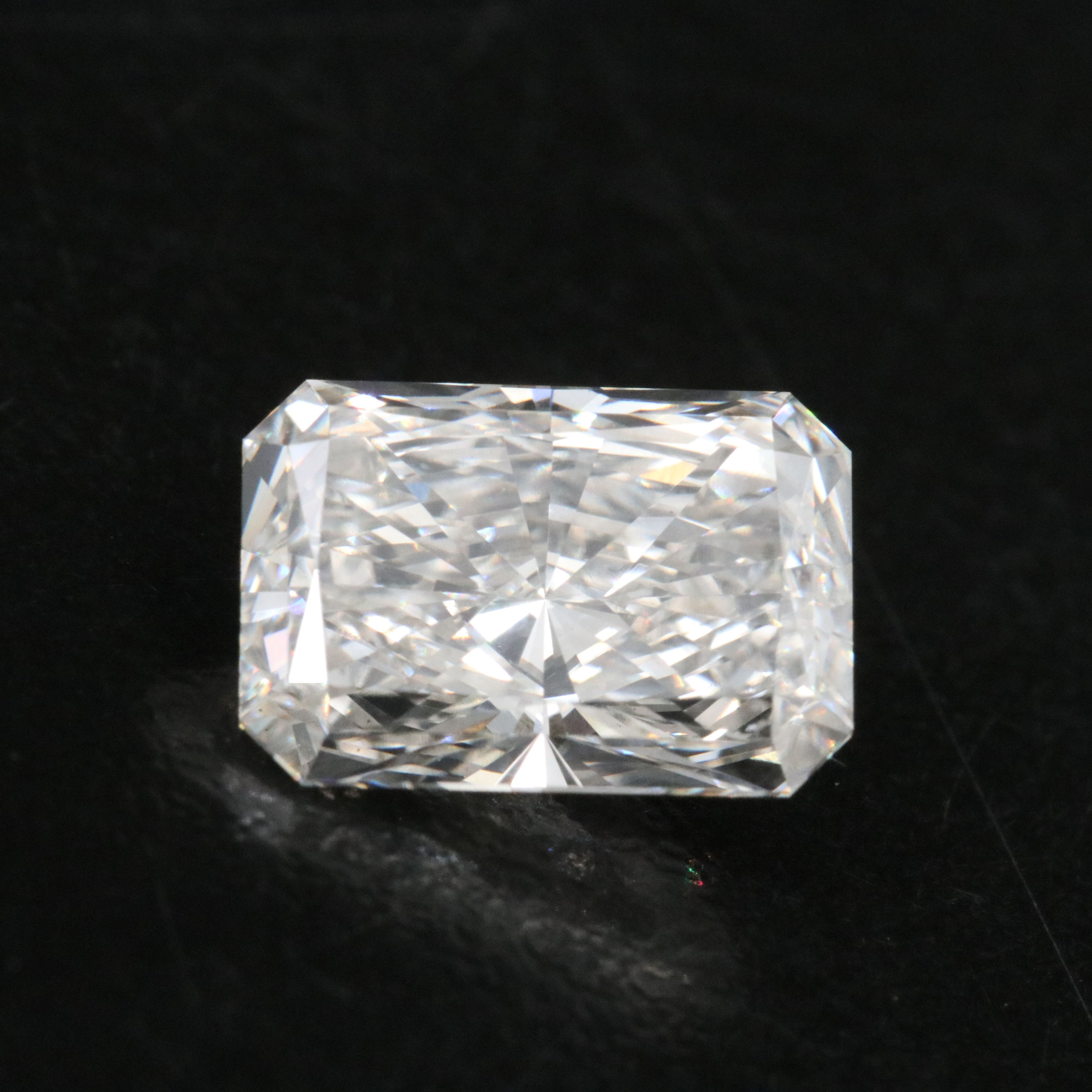 Loose 2.84 CT Lab Grown Diamond with IGI Report