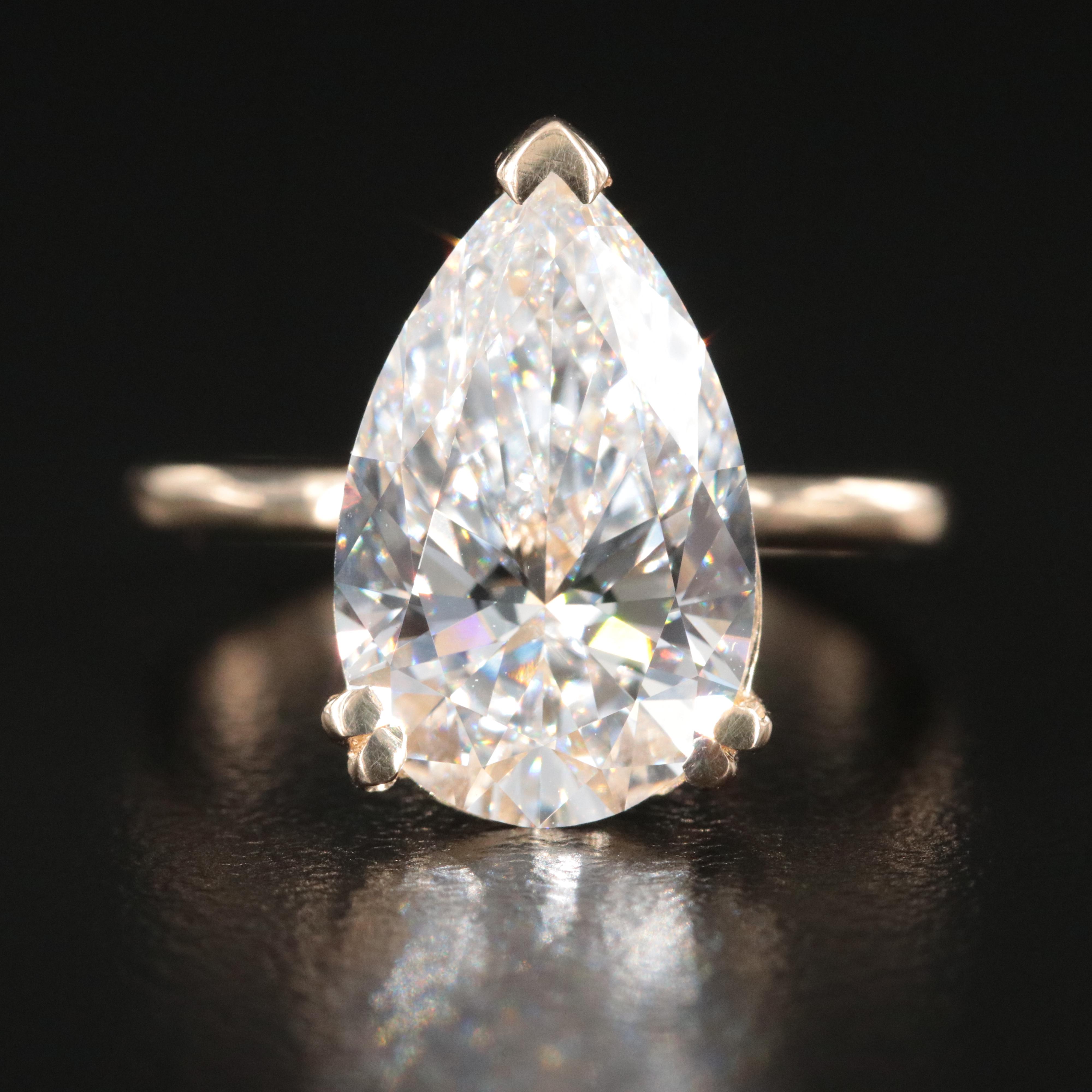 14K 5.04 CT Lab Grown Diamond Solitaire Ring with IGI Report