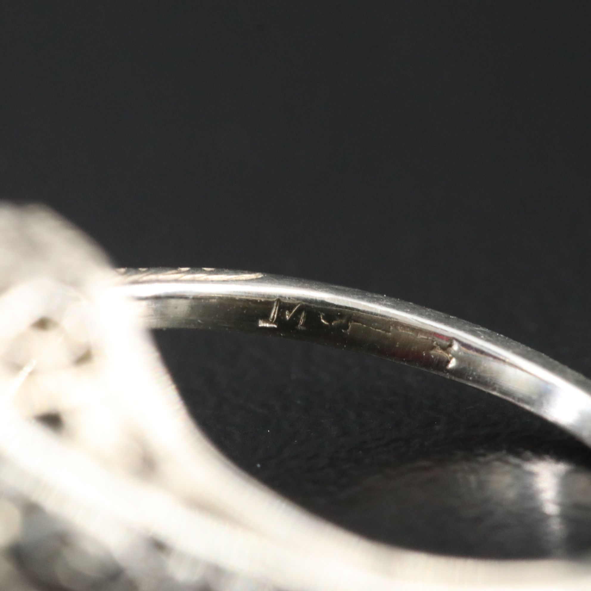 Antique 18K Garnet Ring