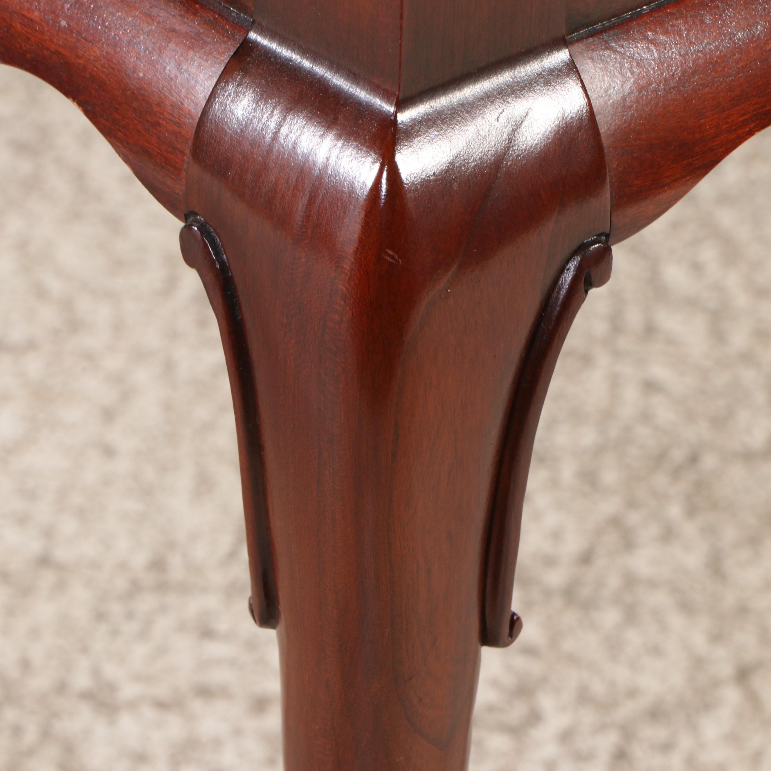 Gordon's Inc. Queen Anne Style Mahogany Console Table