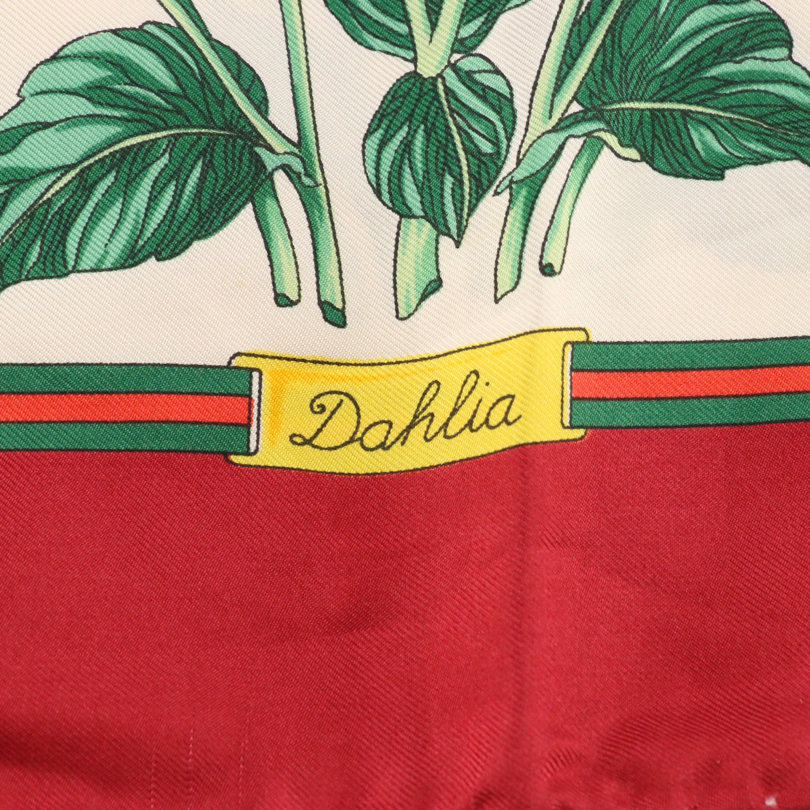 Gucci "Dahlia" Scarf 90 in Silk Twill