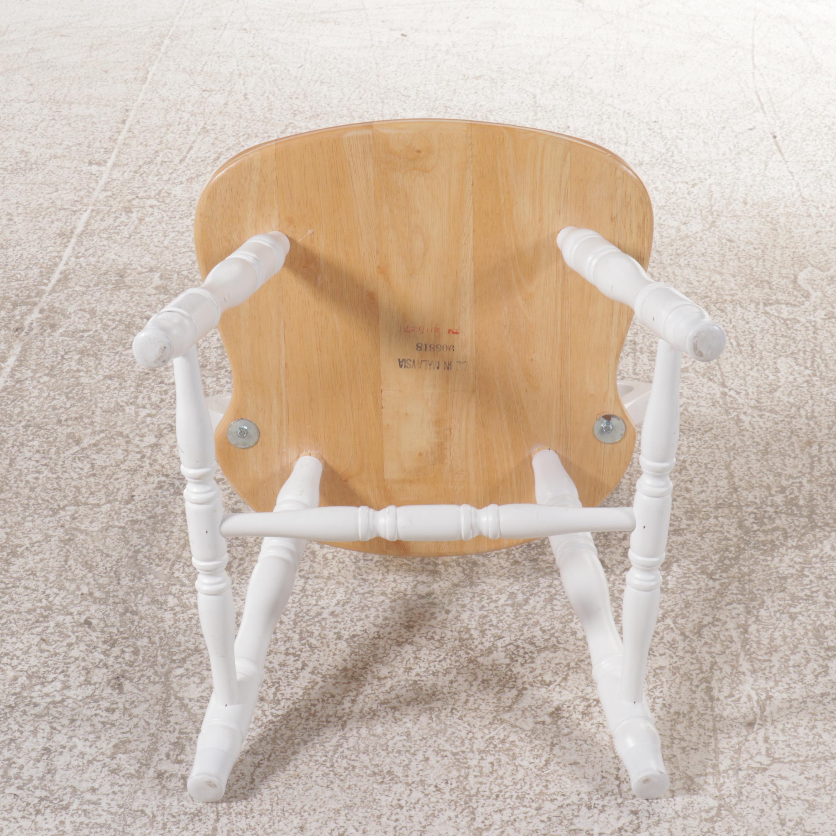 White Painted Dining Table with Six Bow-Back Side Chairs, 21st Century