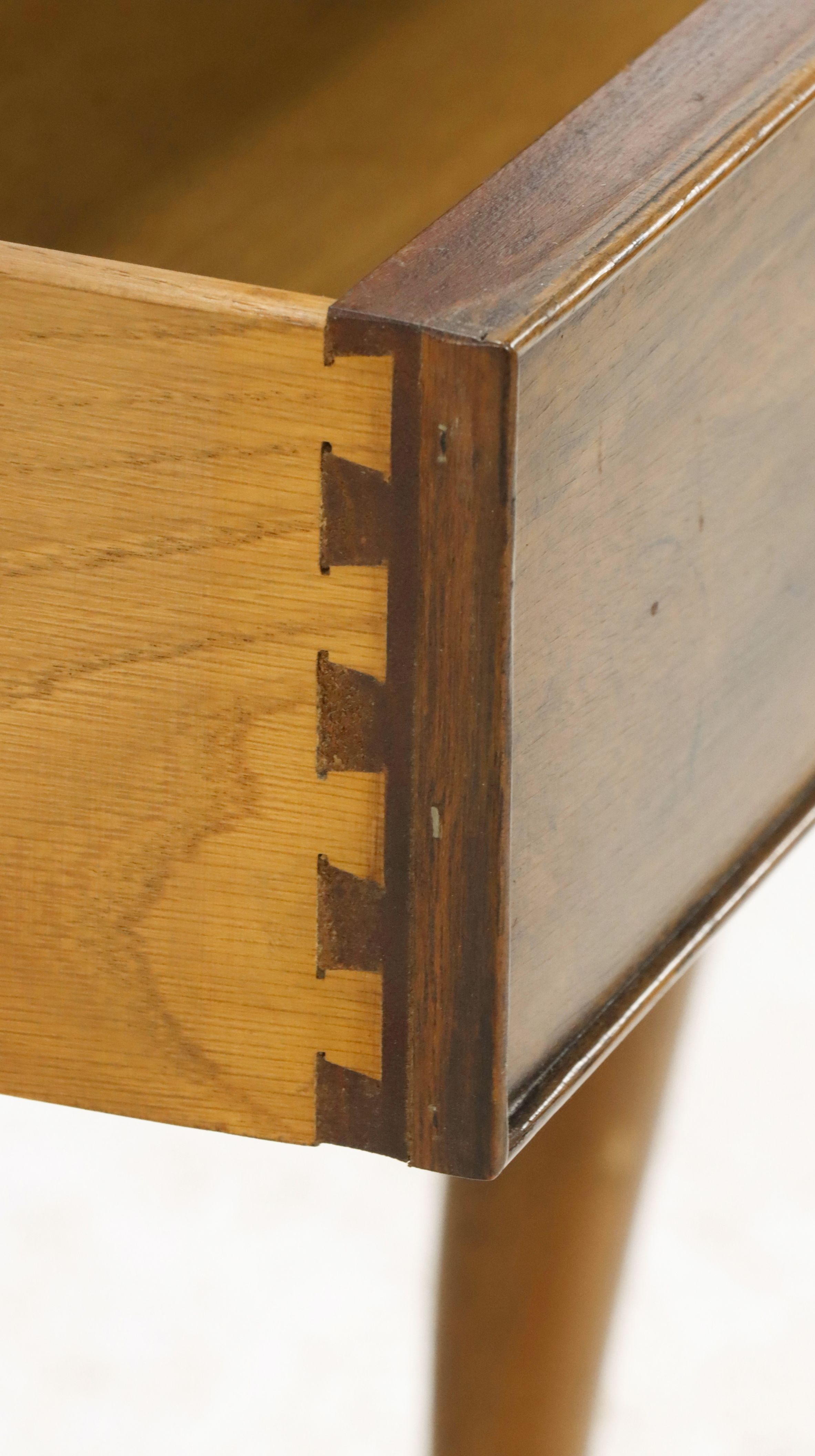 Henkel-Harris Mahogany Inlay Fall Cellarette