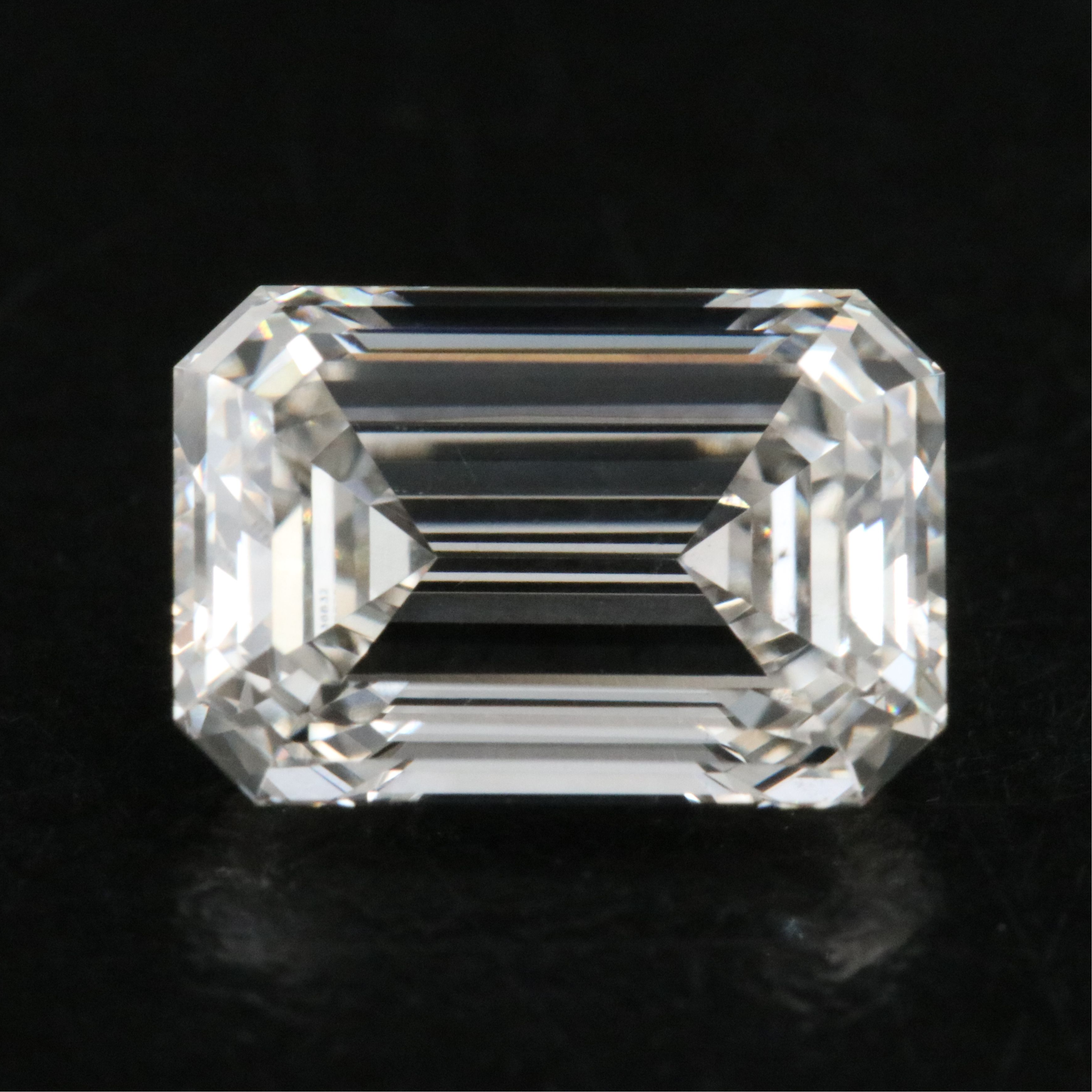 Loose 2.40 CT Lab Grown Diamond with IGI Report