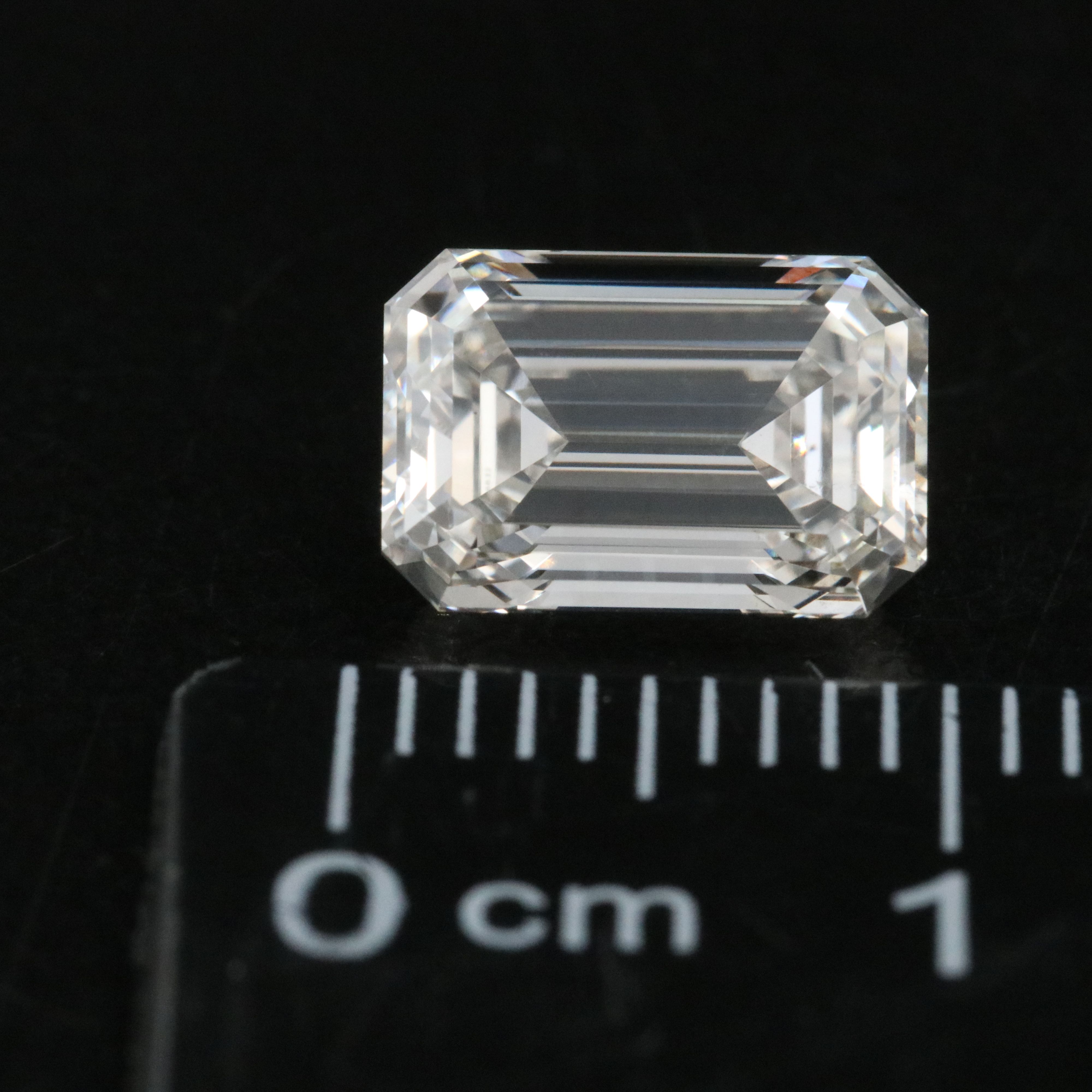 Loose 2.40 CT Lab Grown Diamond with IGI Report