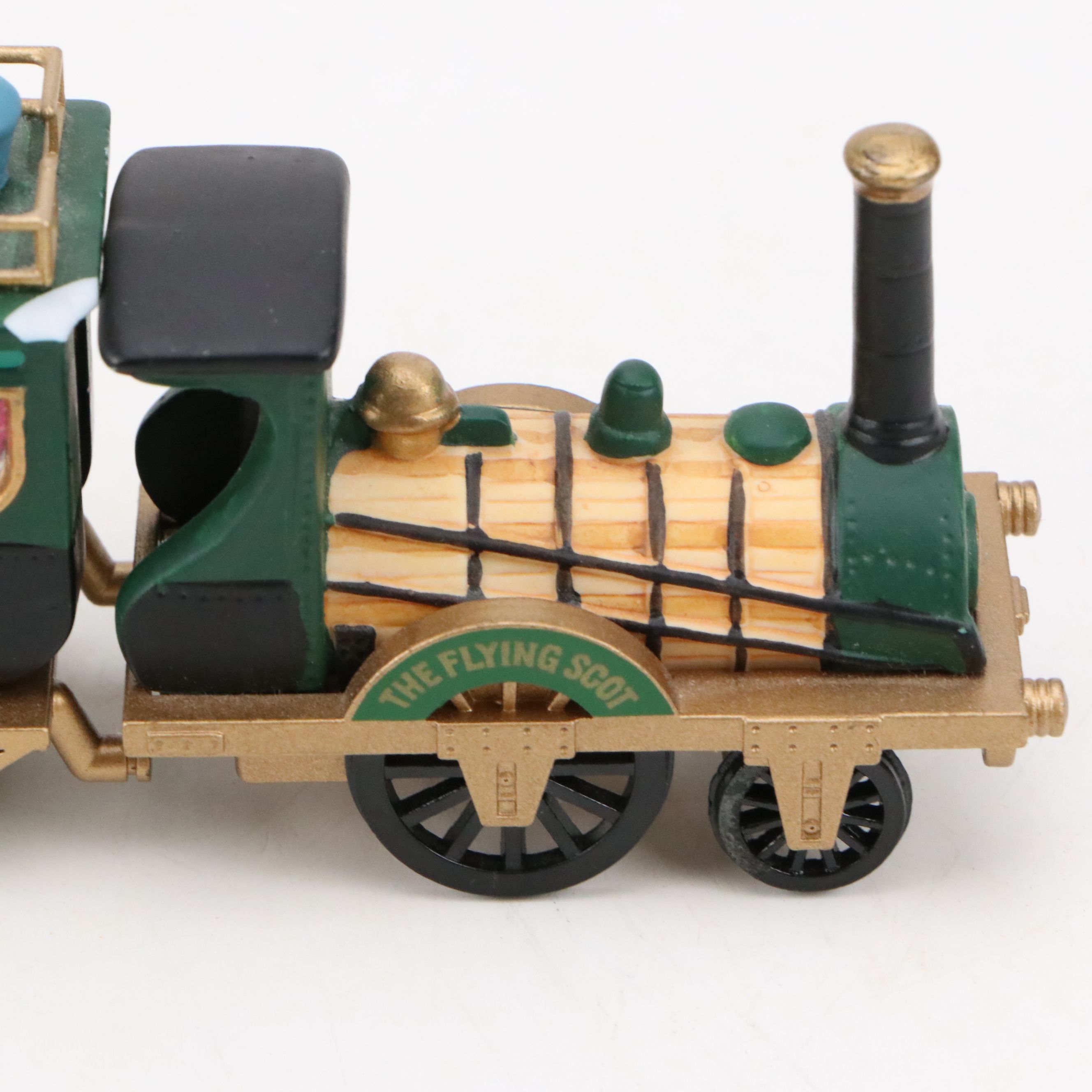 Department 56 "Charles Dickens Heritage" Ceramic Ornaments and Figurines