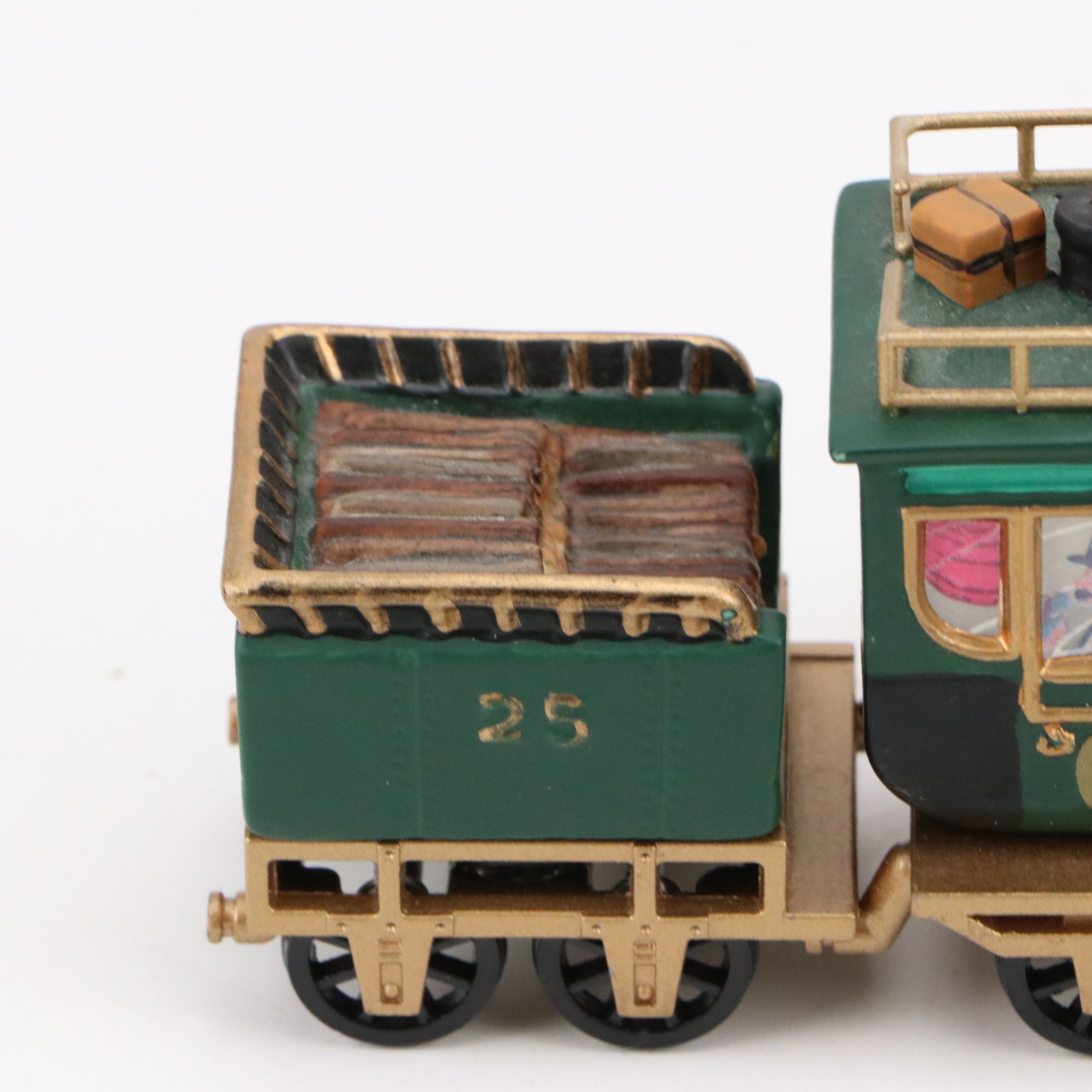 Department 56 "Charles Dickens Heritage" Ceramic Ornaments and Figurines