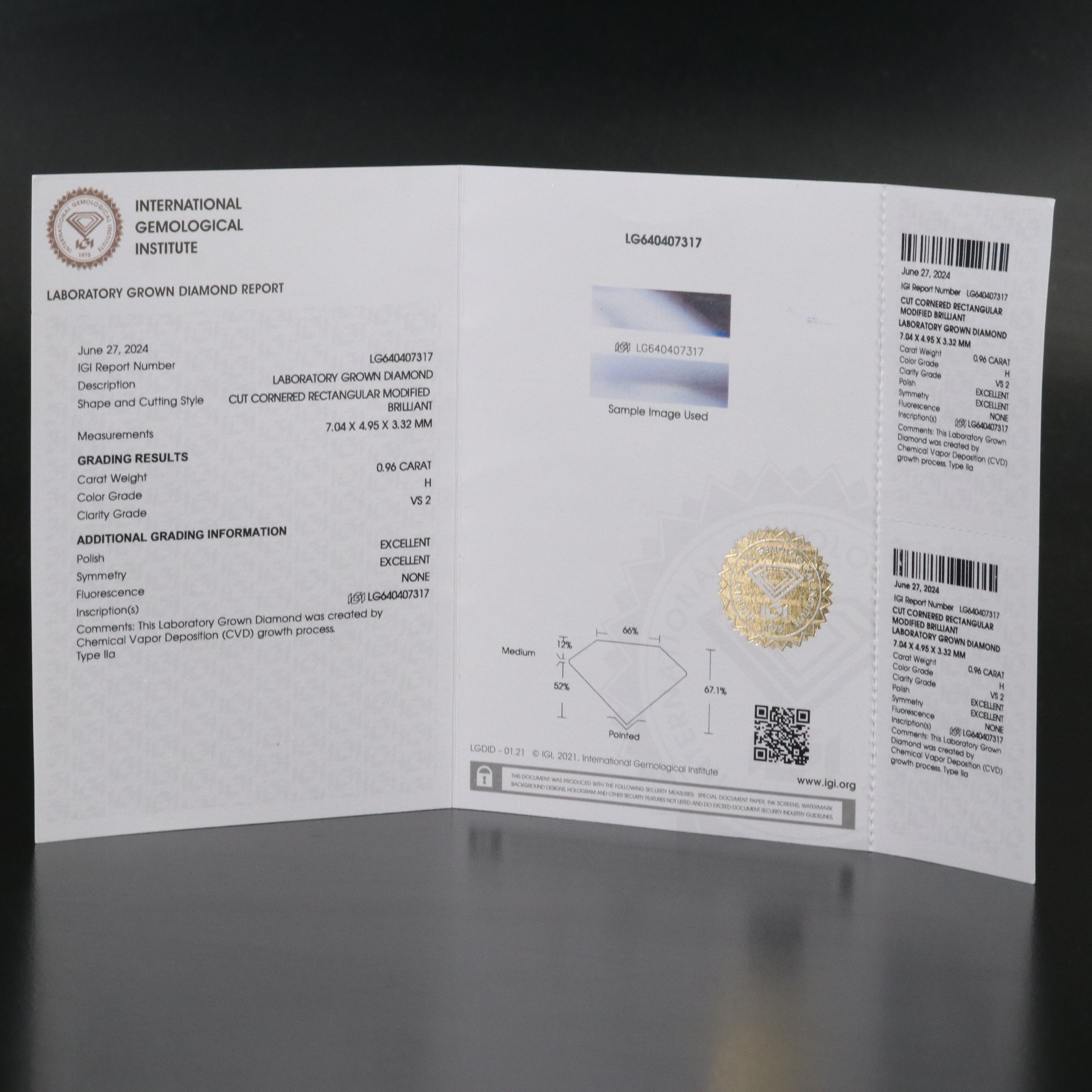 Loose 0.96 CT Lab Grown Diamond with IGI Report