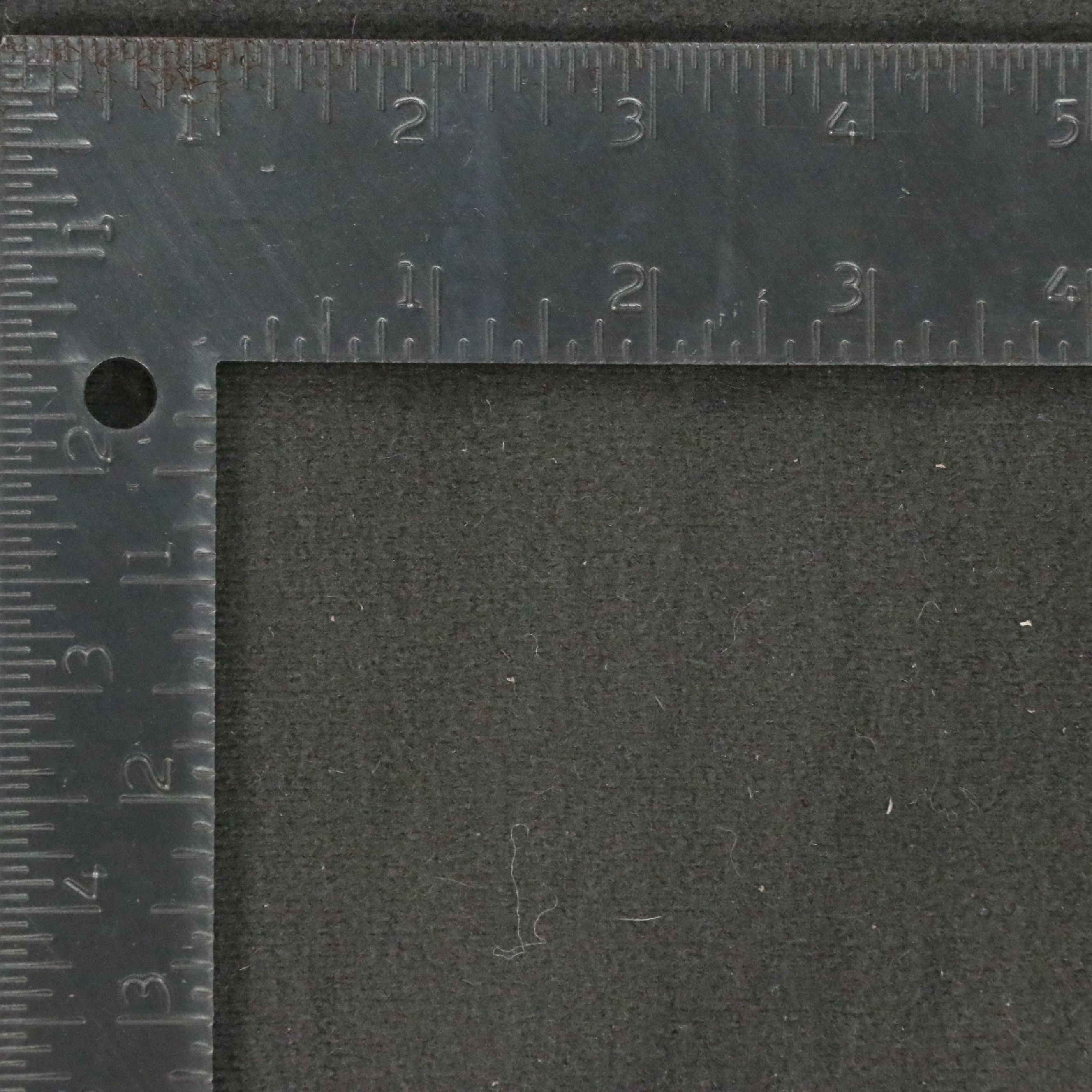 2'11 x 4'10 Machine Made Ruggable Accent Rug