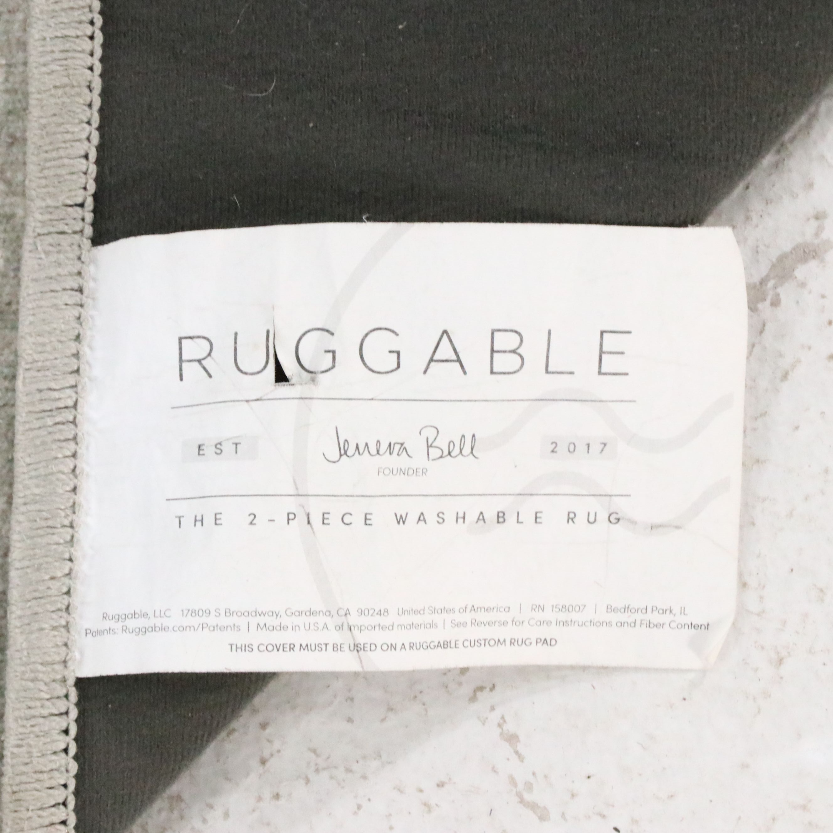 2'11 x 4'10 Machine Made Ruggable Accent Rug