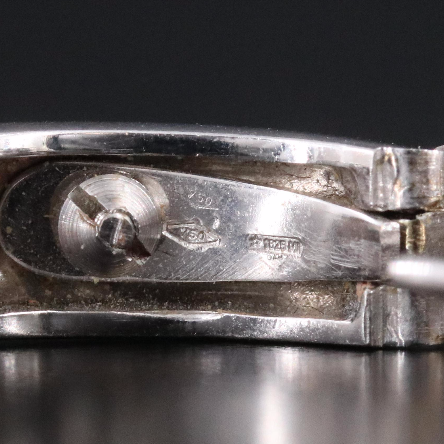 18K 0.50 CTW Diamond Quilt Textured Oval Hoop Earrings