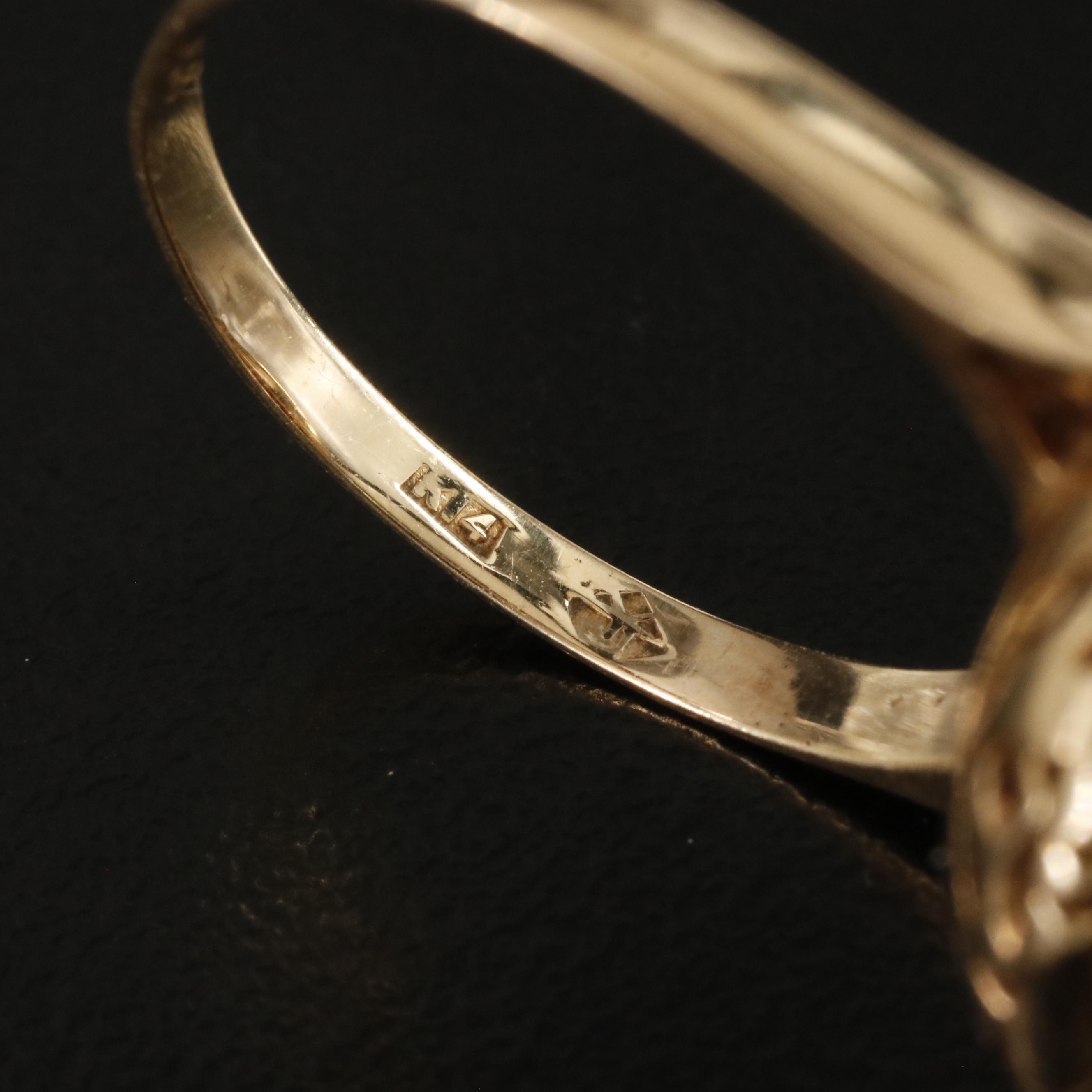 Vintage 14K Coral Ring