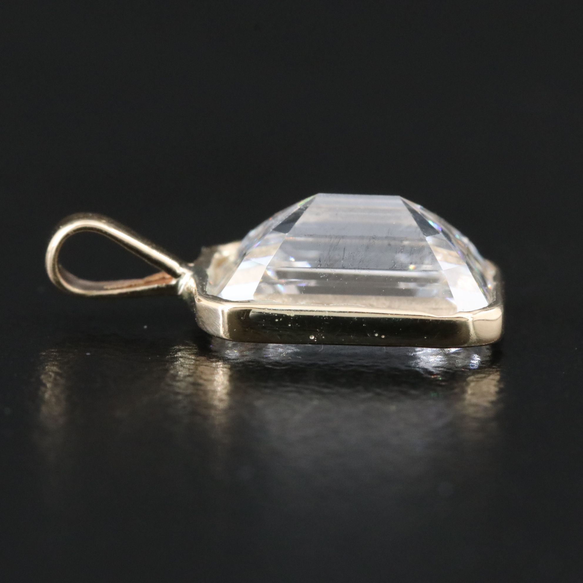 14K 3.08 CT Lab Grown Diamond Solitaire Pendant with IGI Report