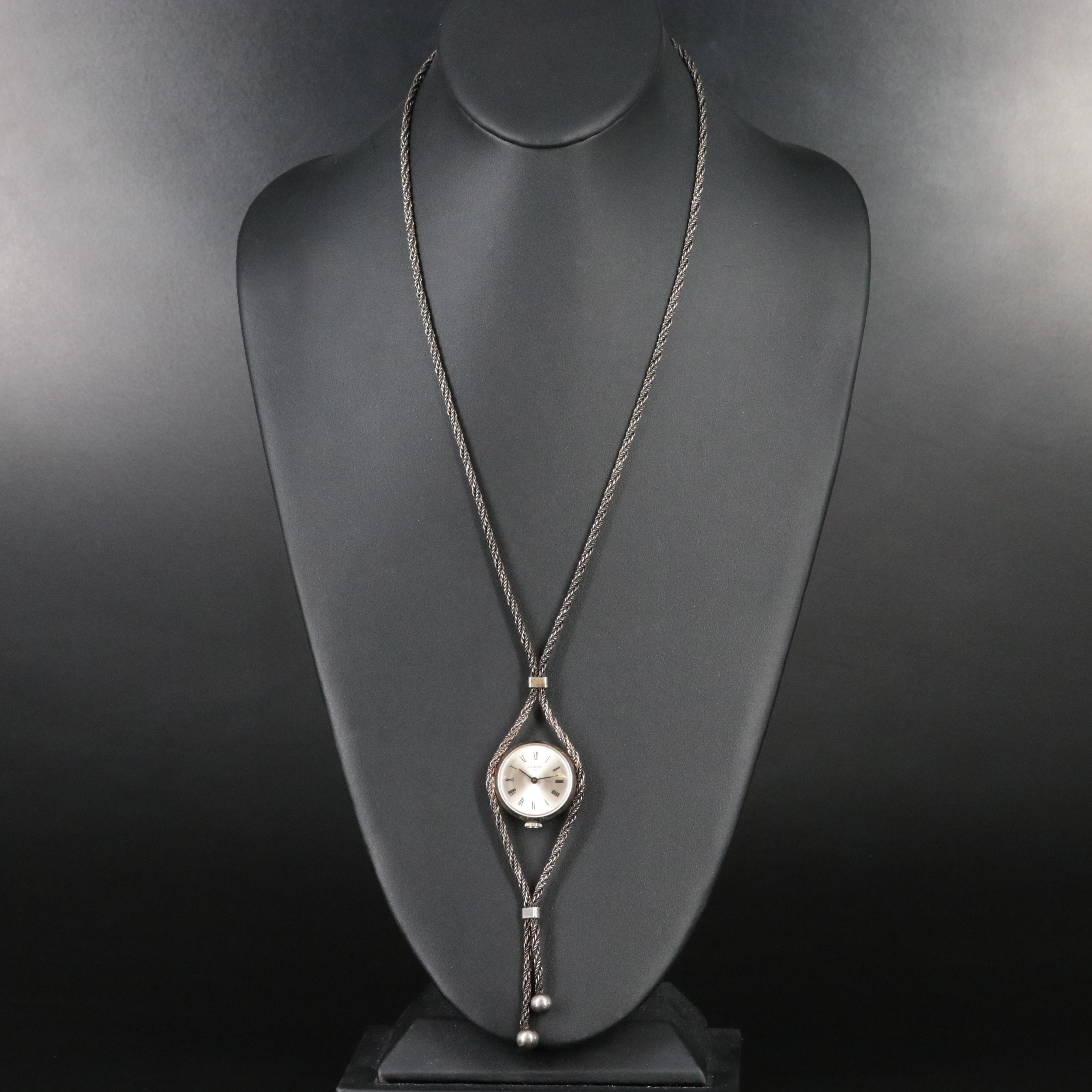 Anker 200 Pendant Watch