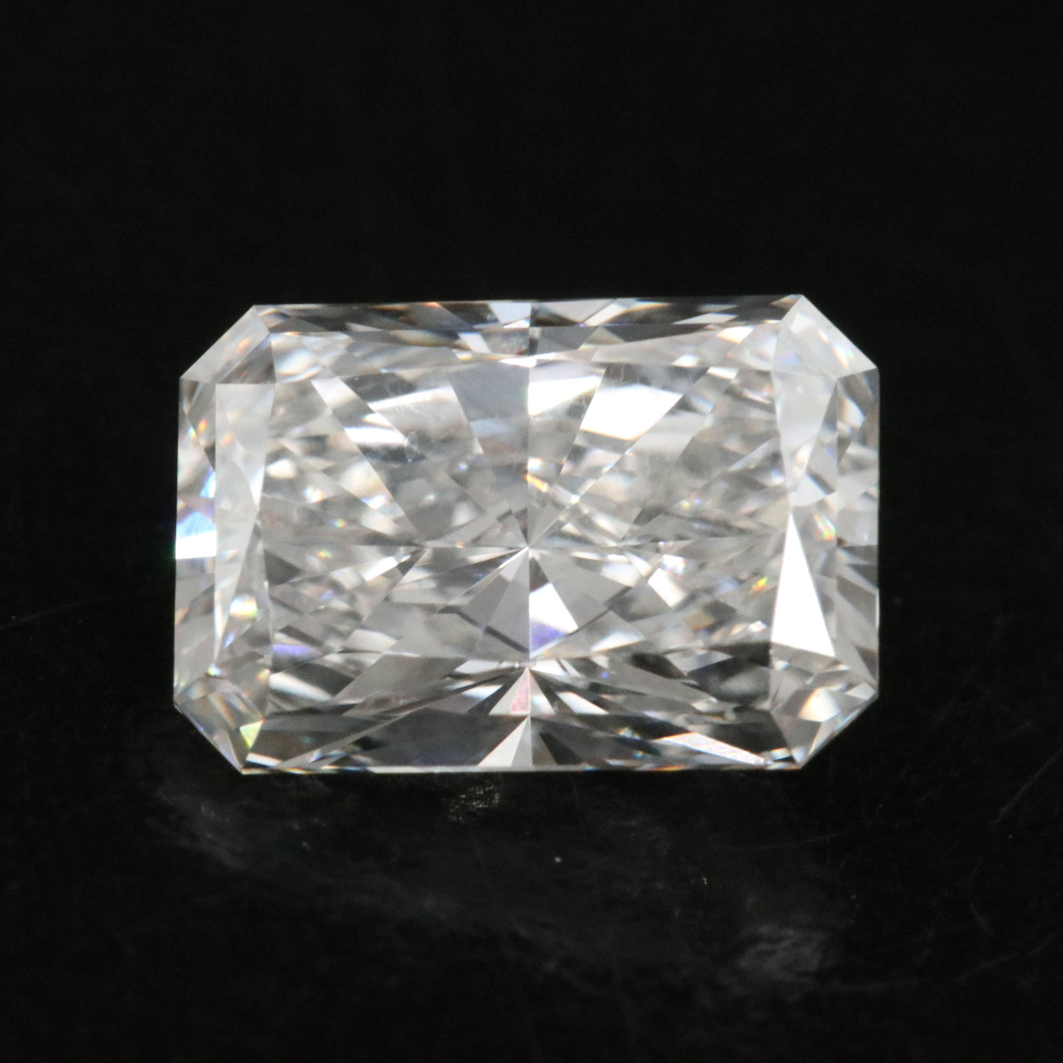 Loose 1.78 CT Lab Grown Diamond with IGI Report