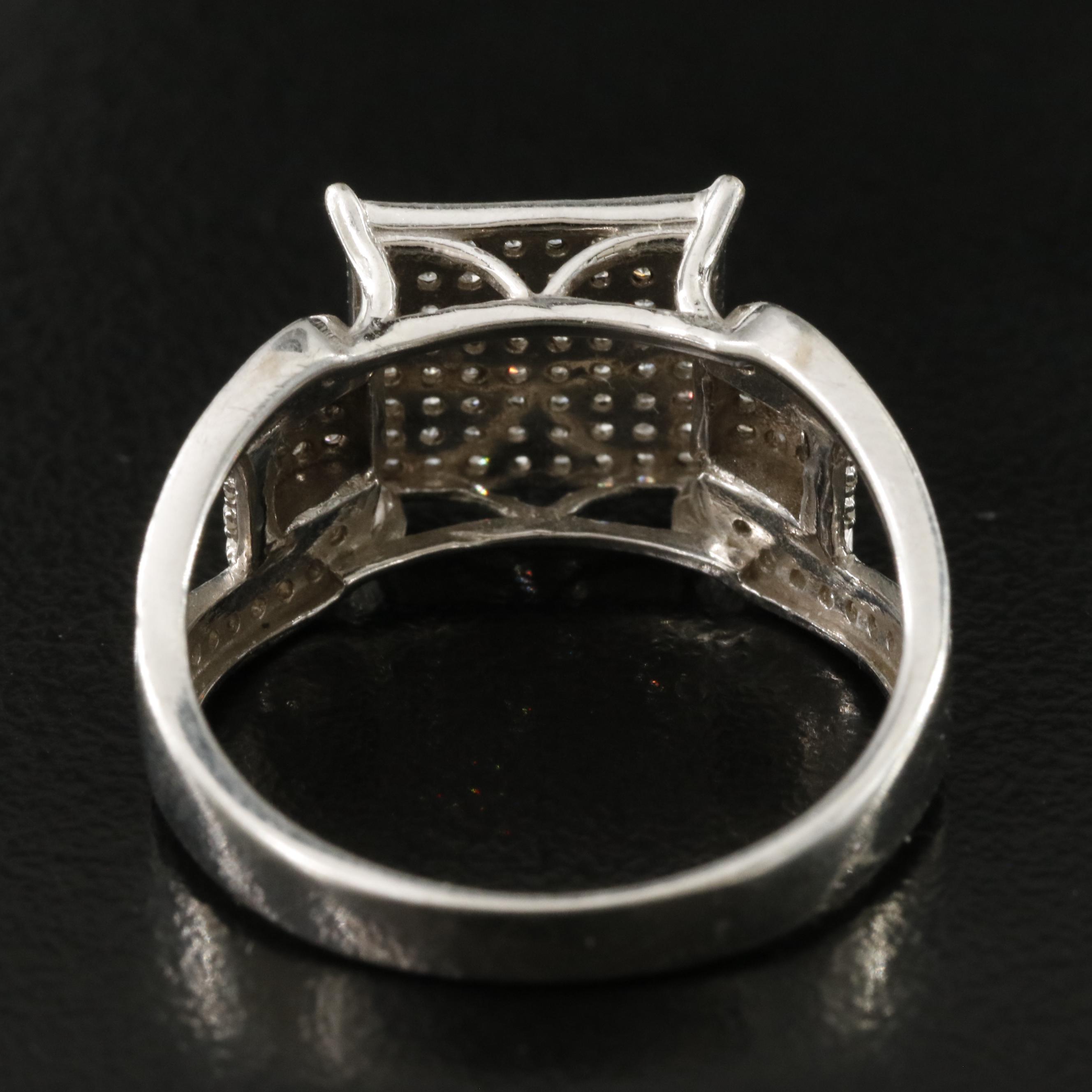 10K 0.28 CTW Diamond Ring