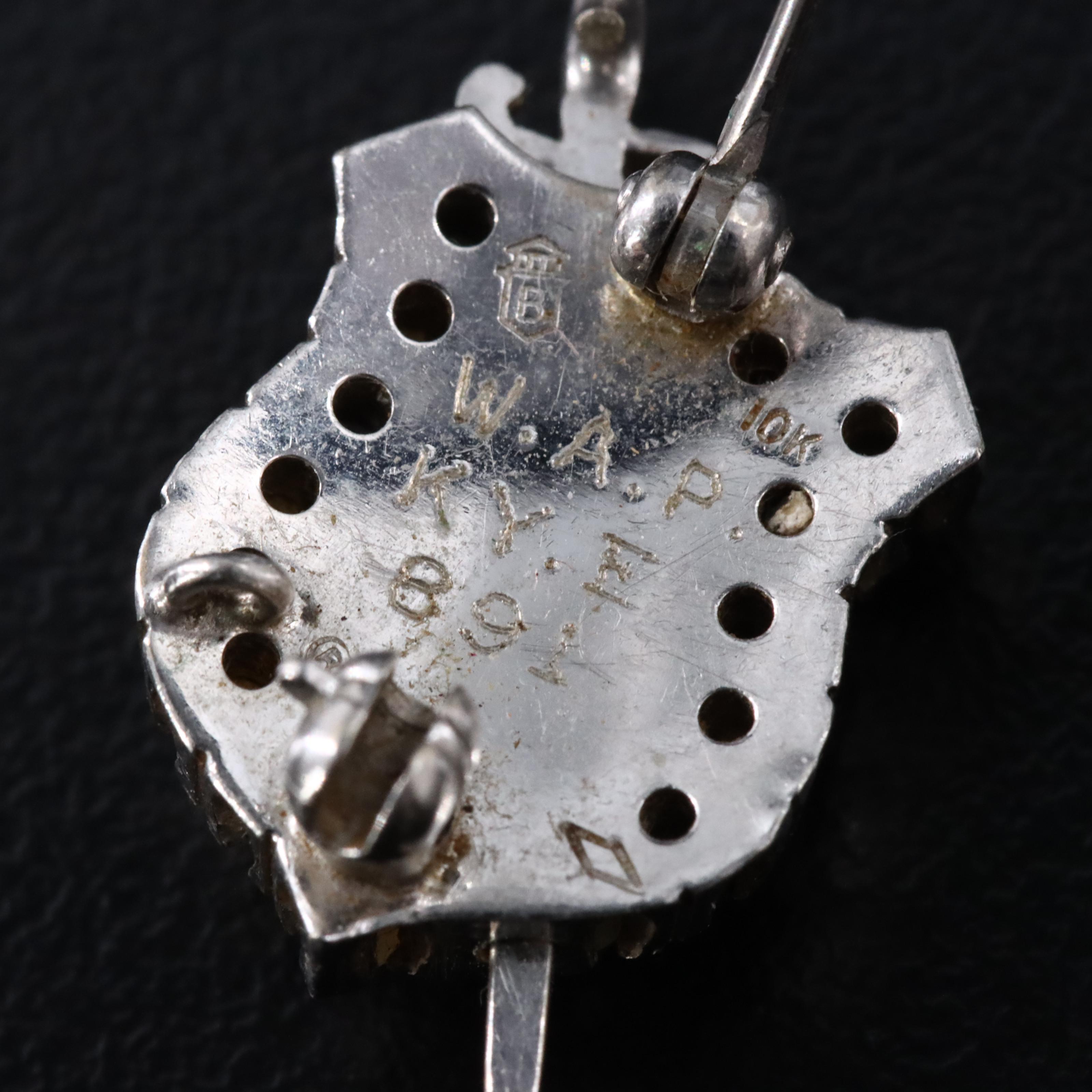 10K Phi Delta Theta Diamond, Seed Pear and Sapphire Pin