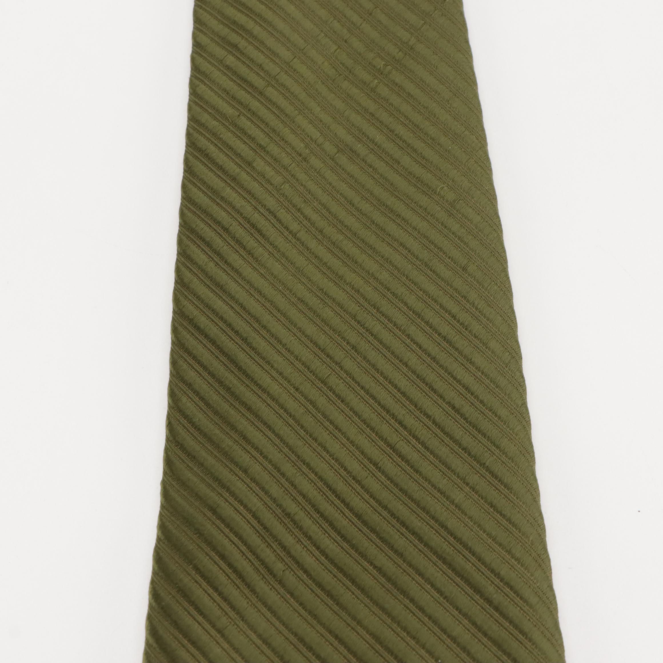 Men's Tudor Hall Clothes for Lerman Brothers Iridescent Wool Suit and Other Tie