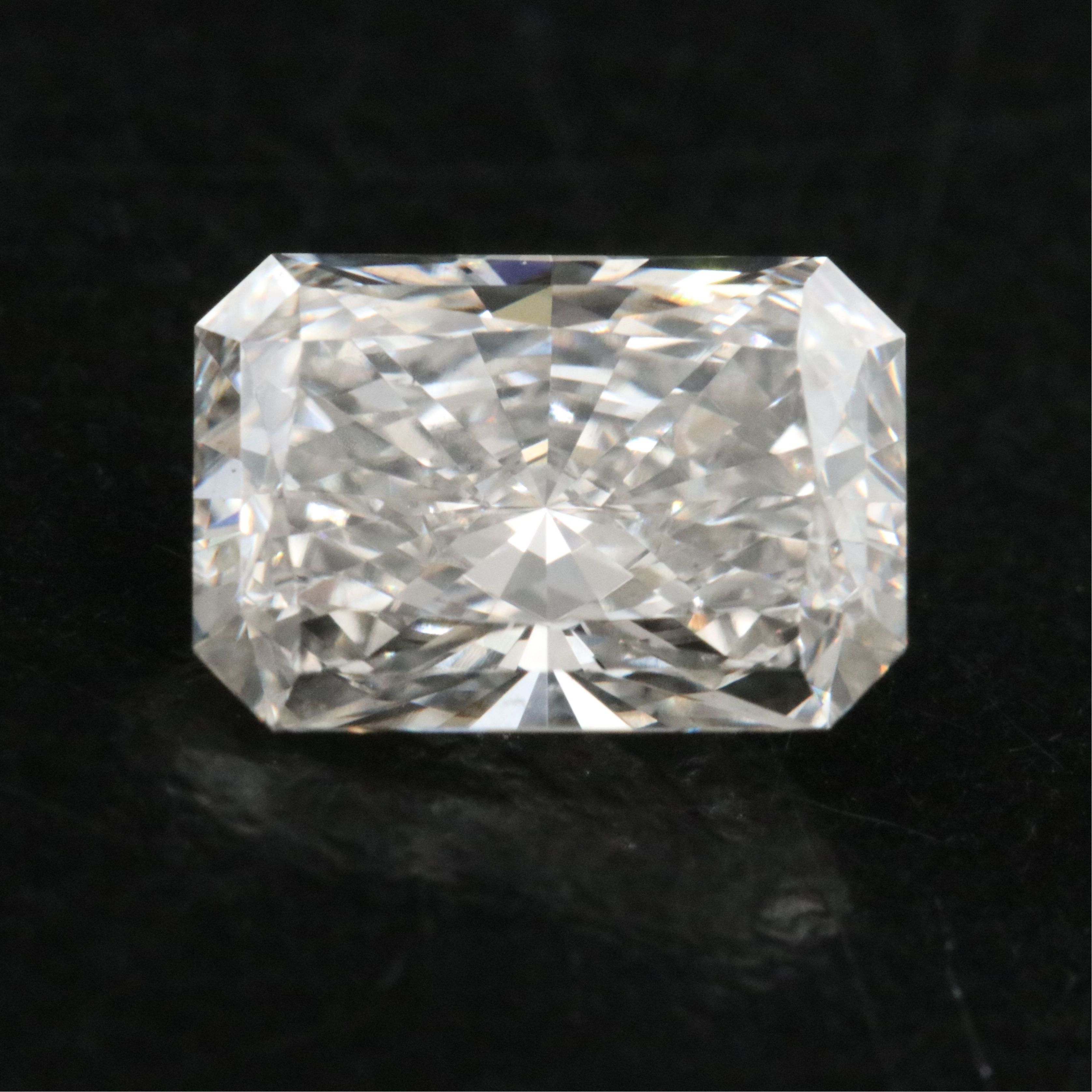 Loose 1.88 CT Lab Grown Diamond with IGI Report