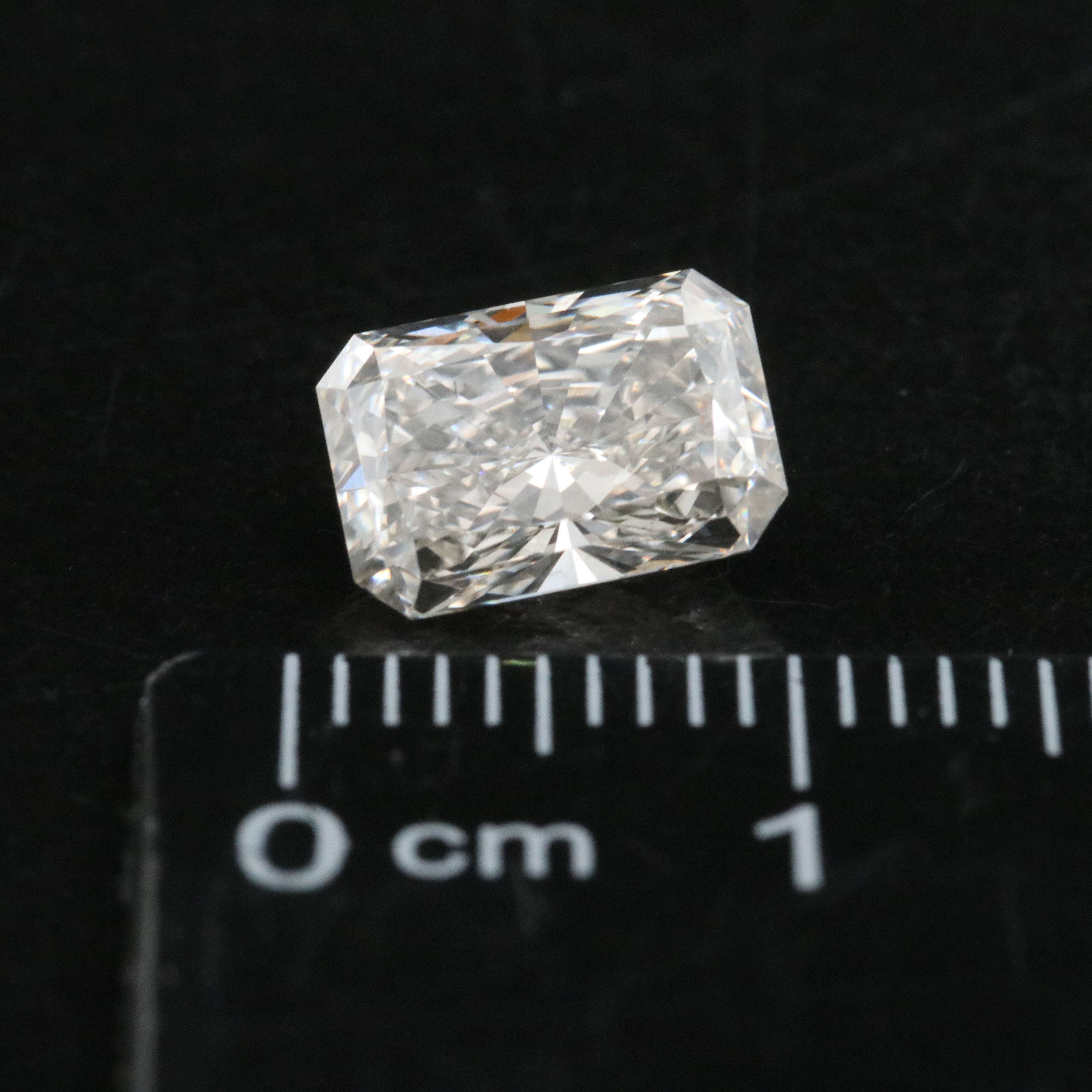 Loose 1.88 CT Lab Grown Diamond with IGI Report