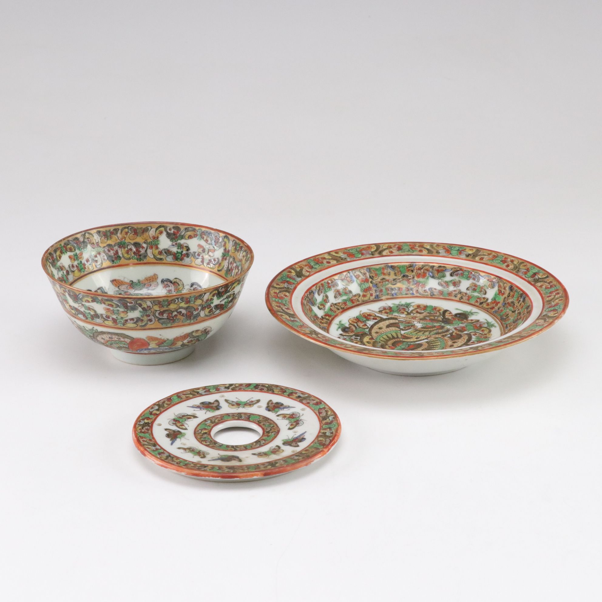 Porcelain 1000 Butterfly Plates, Teacups & Other Dishware