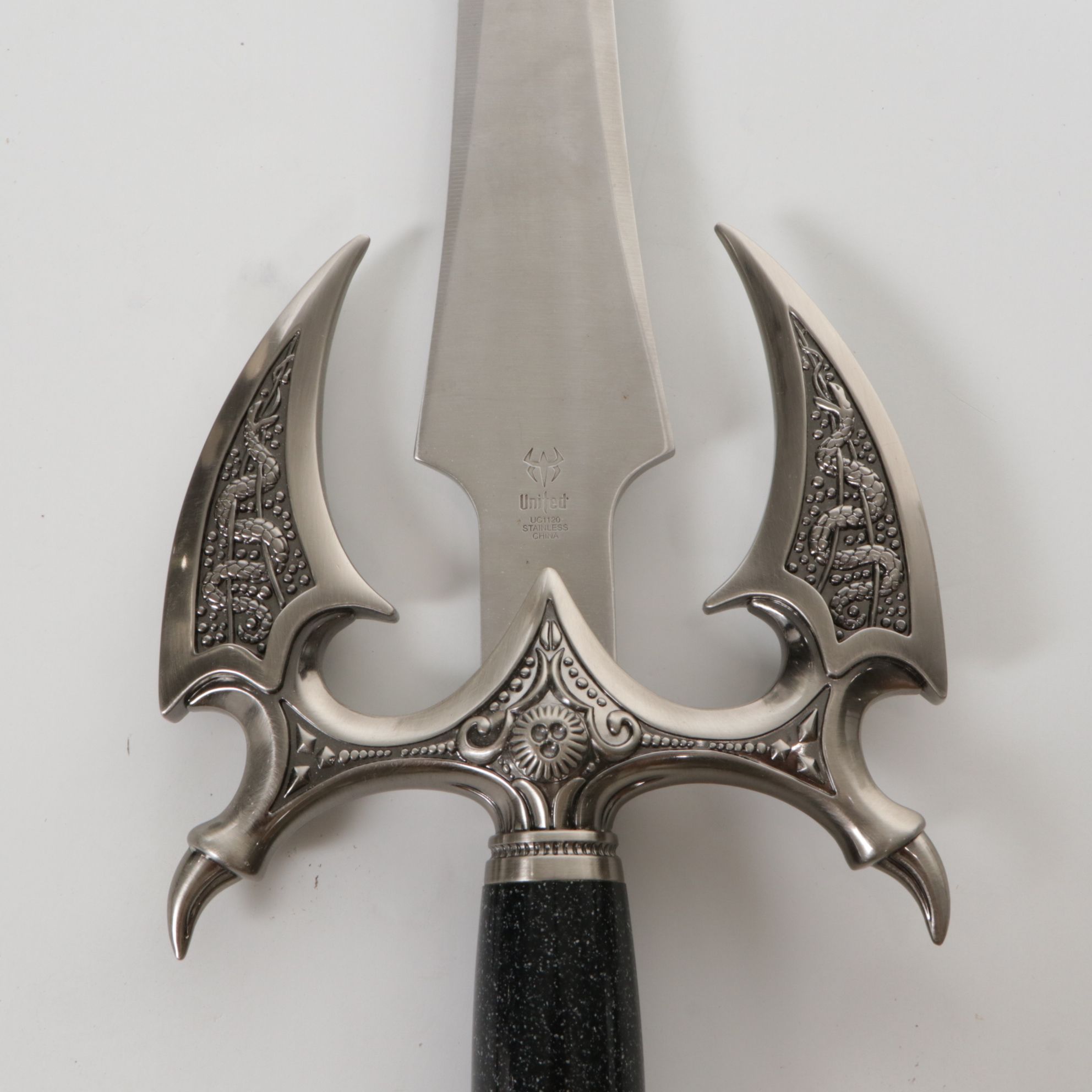 United Stainless Steel Fantasy Sword