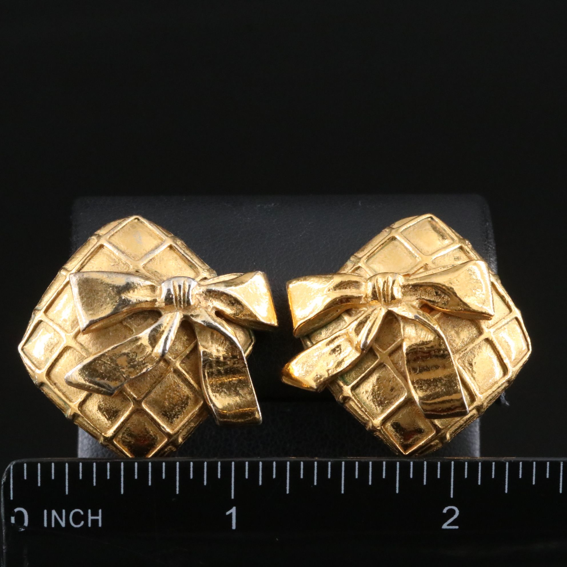 Chanel Quilted Bow Rhombus Clip Earrings