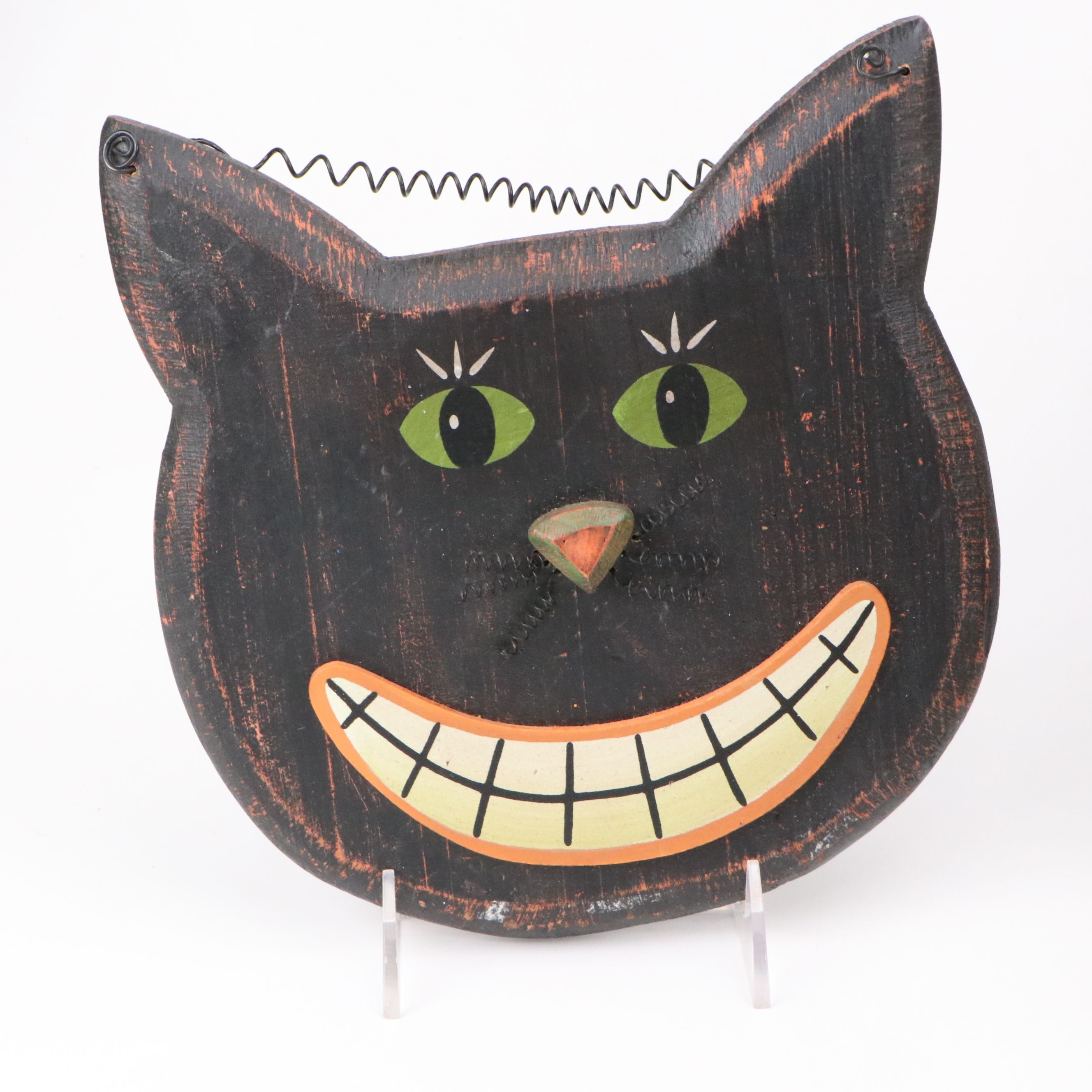 Cauldron Wax Melter, Witch Hats and Other Halloween Décor Items