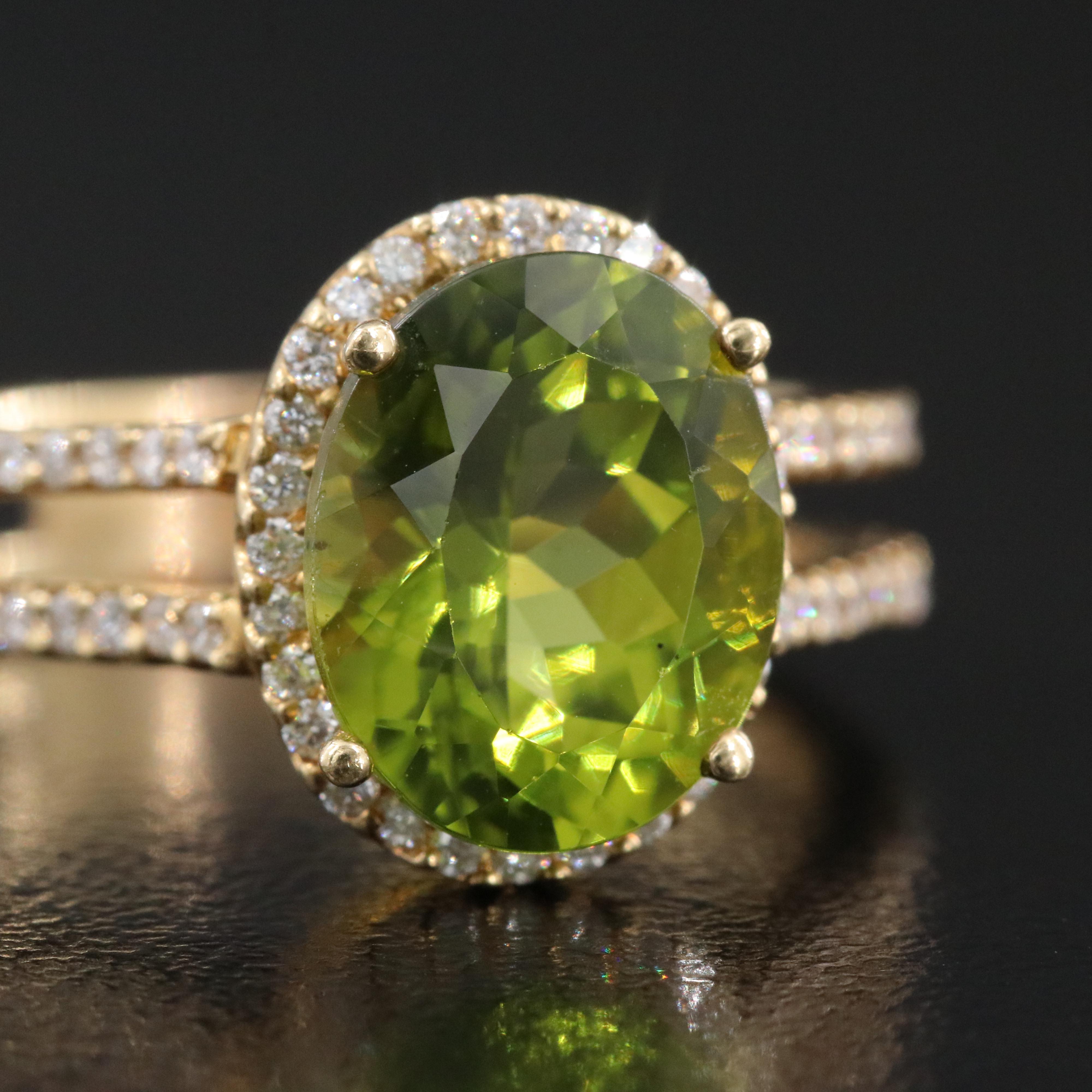 18K Peridot and Diamond Ring