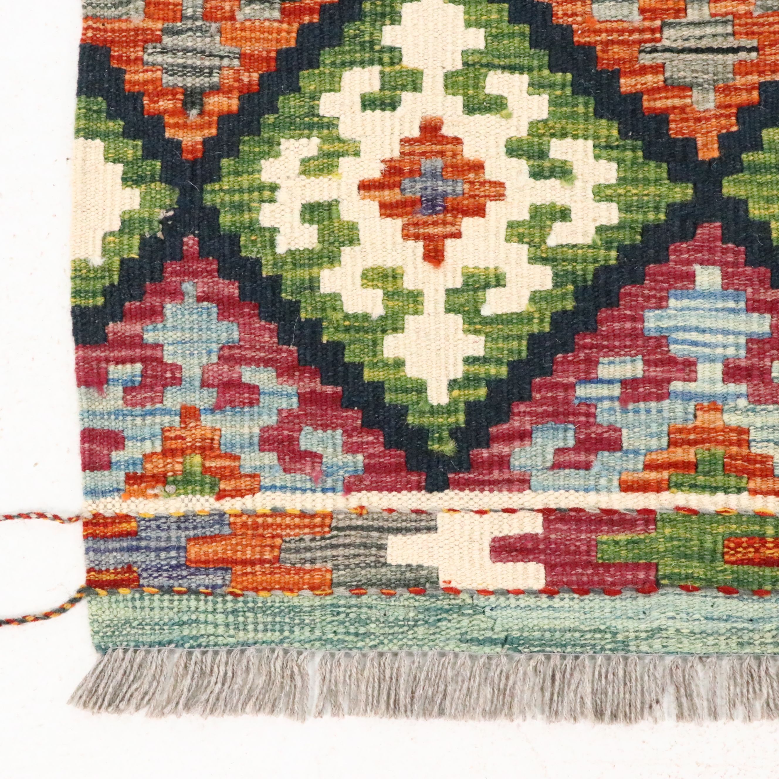 5'9 x 8'2 Handwoven Pakistani Kilim Area Rug