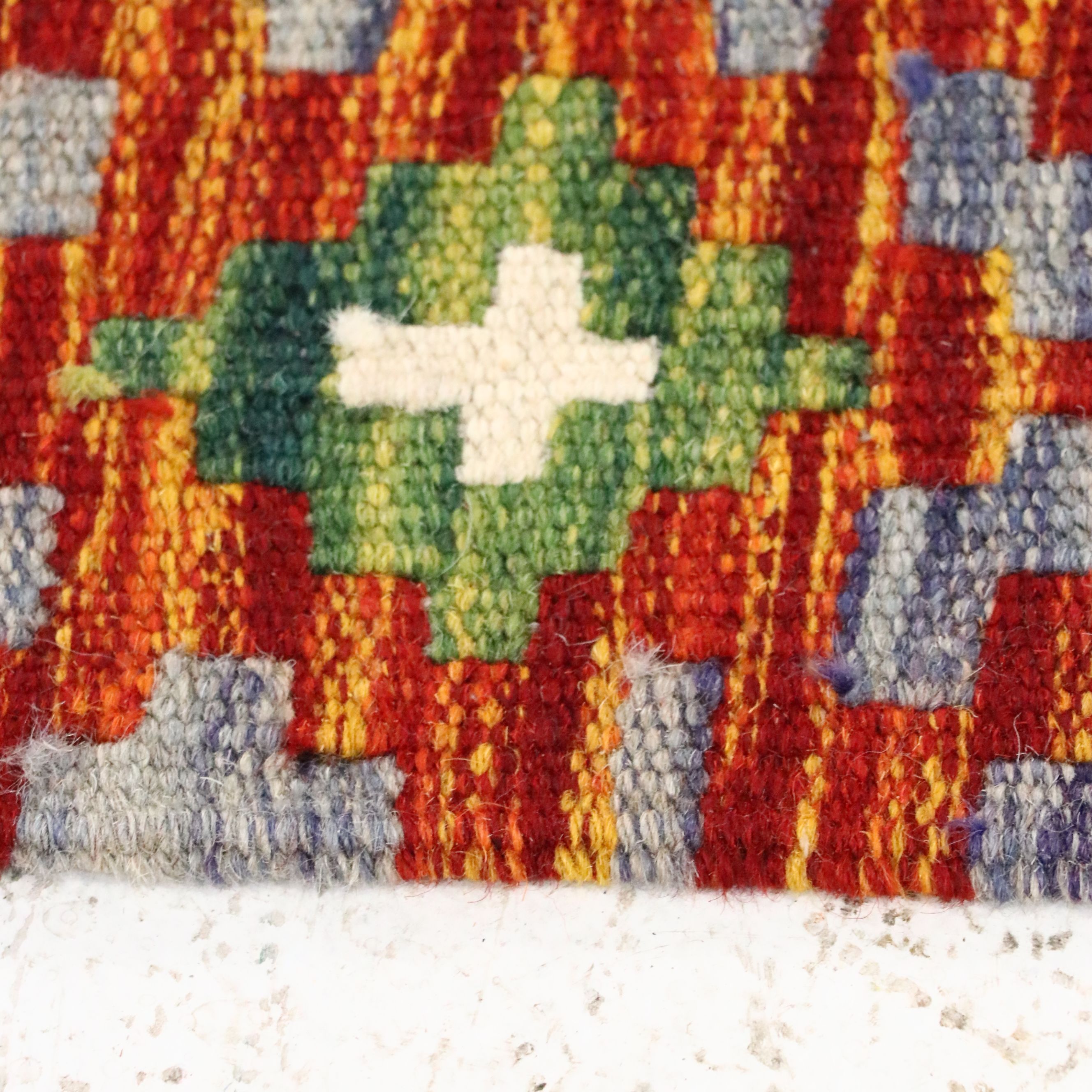 5'9 x 8'2 Handwoven Pakistani Kilim Area Rug