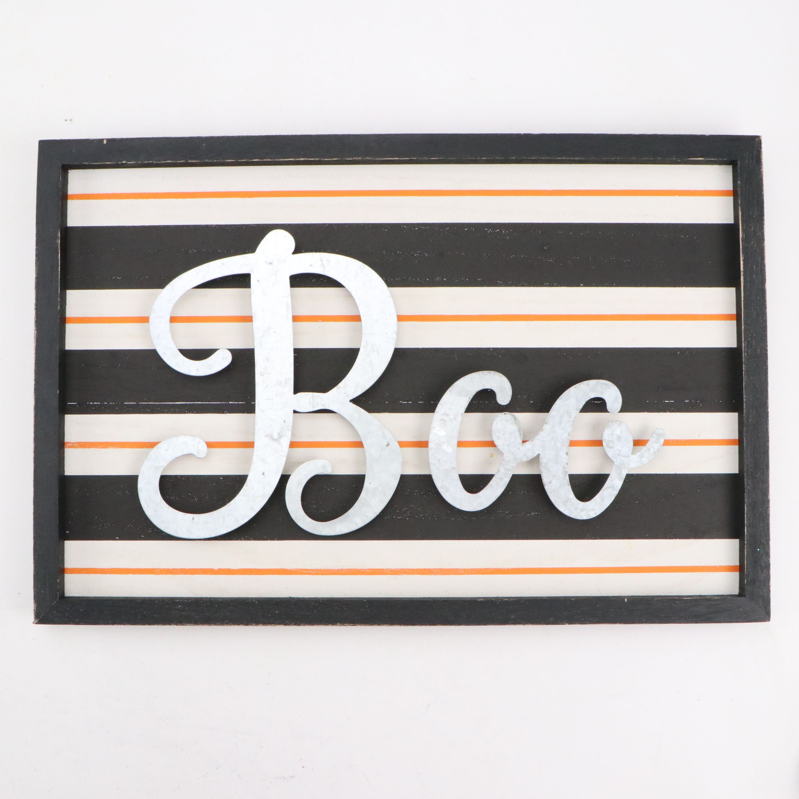 Halloween Accessories and Table Decor