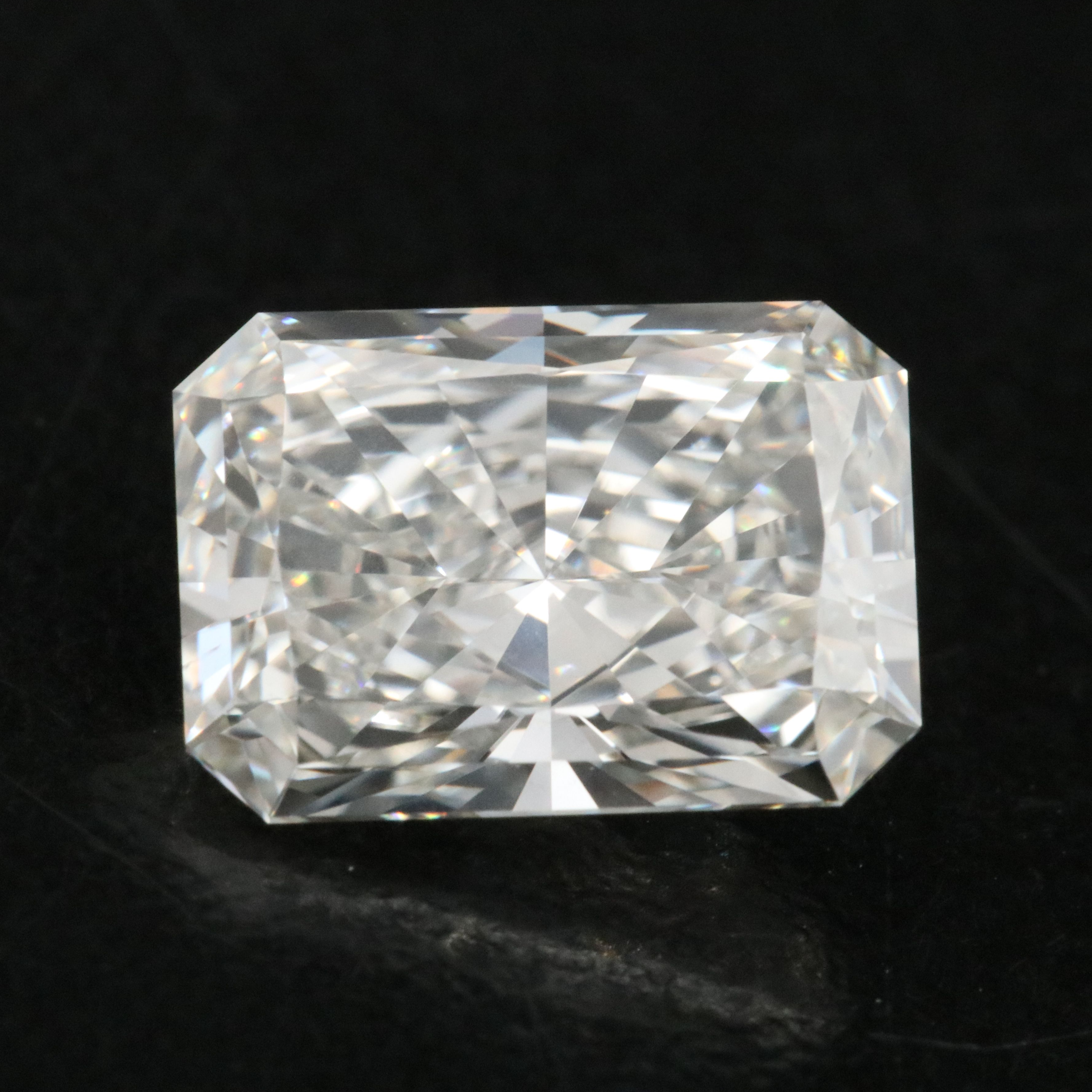 Loose 2.39 CT Lab Grown Diamond with IGI Report