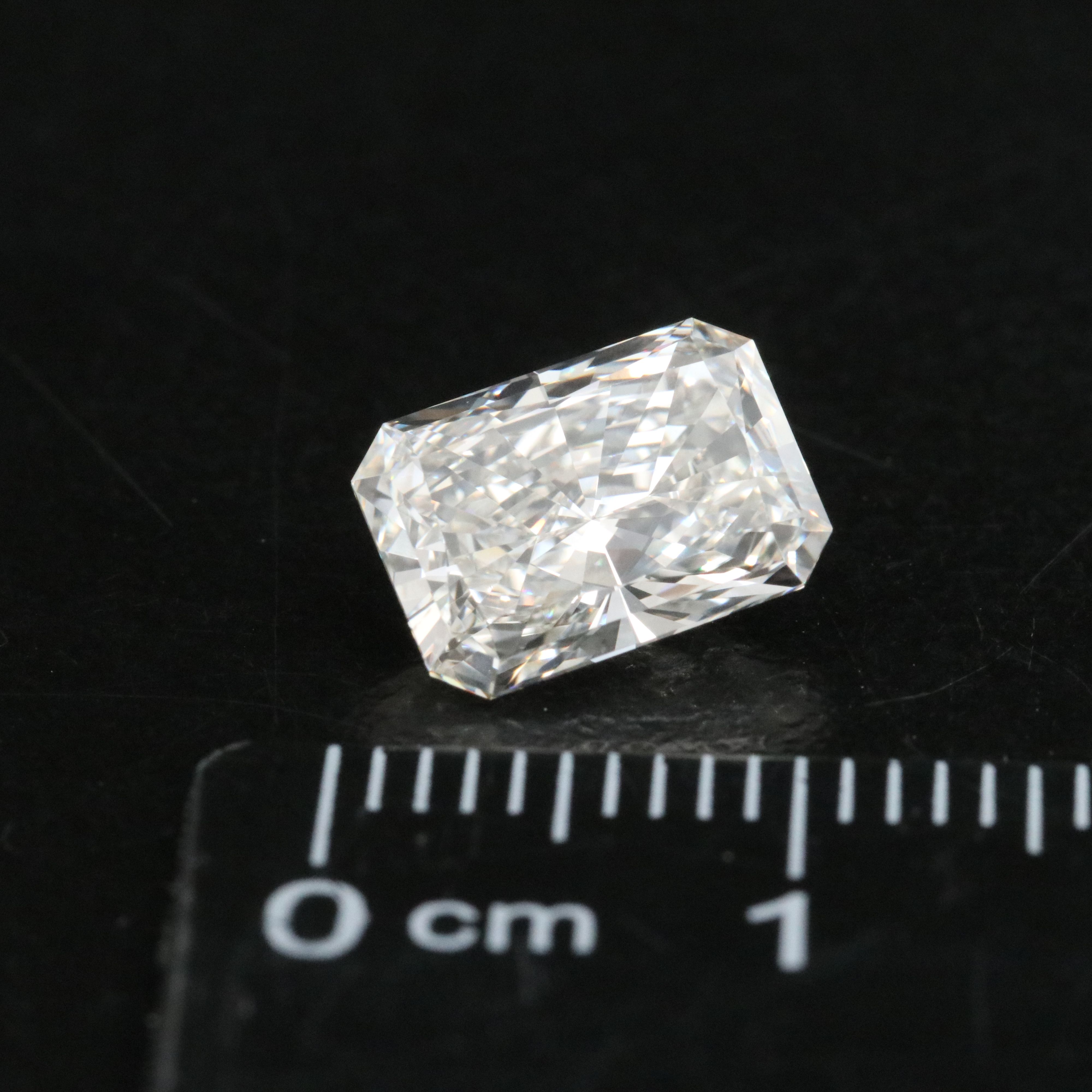 Loose 2.39 CT Lab Grown Diamond with IGI Report
