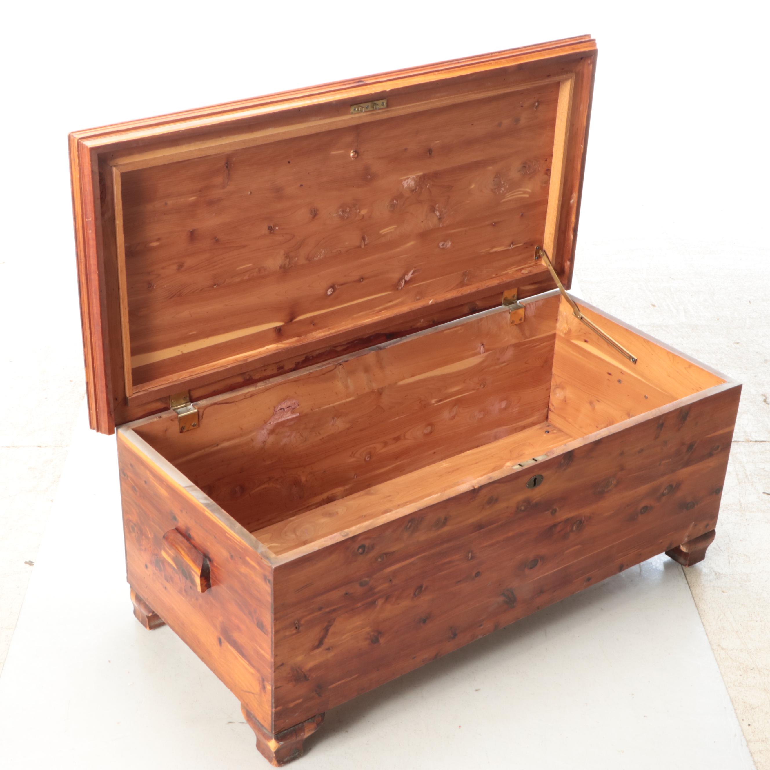 Traditional Style Cedar Blanket Chest