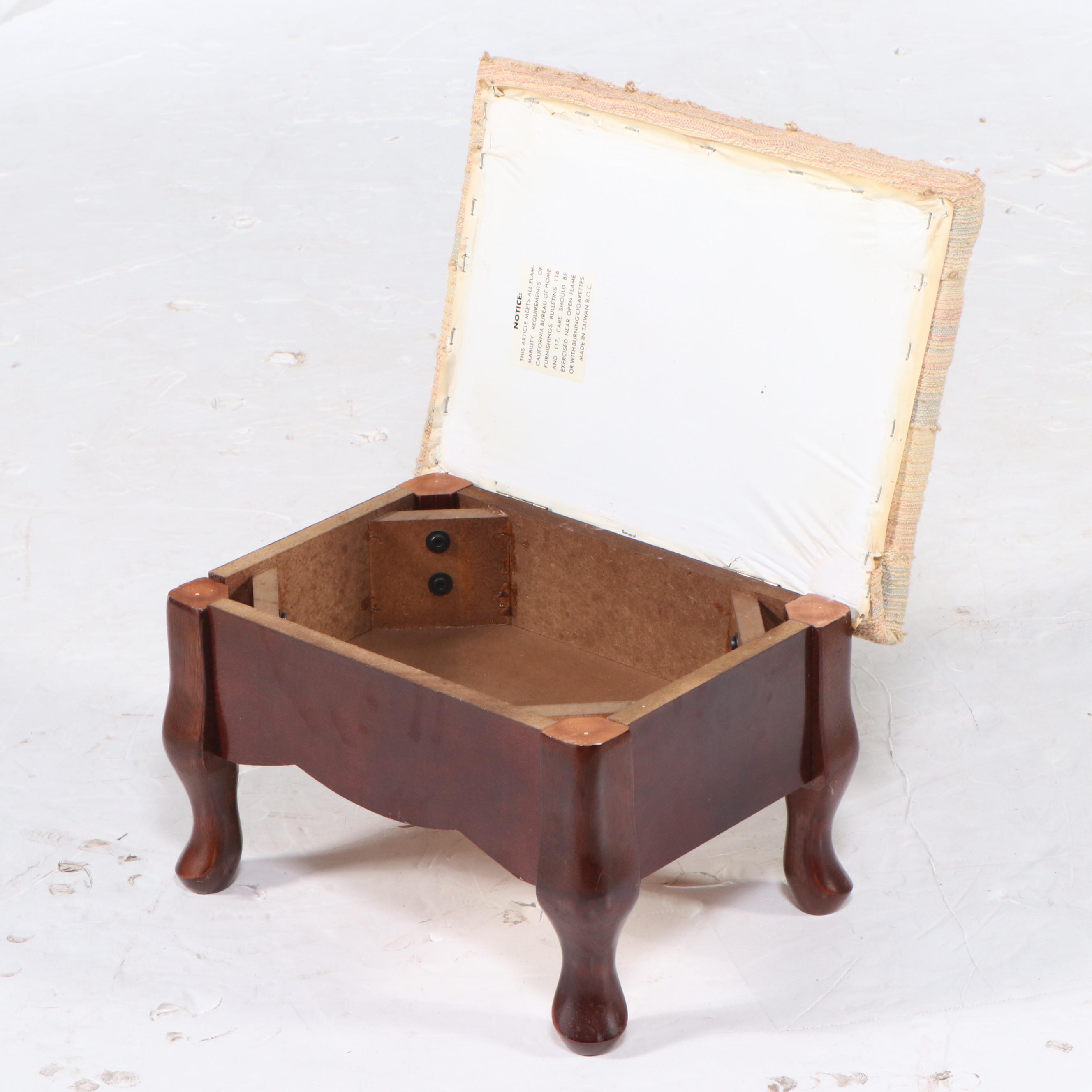 Late Victorian Mahogany Corner Chair with Footstools