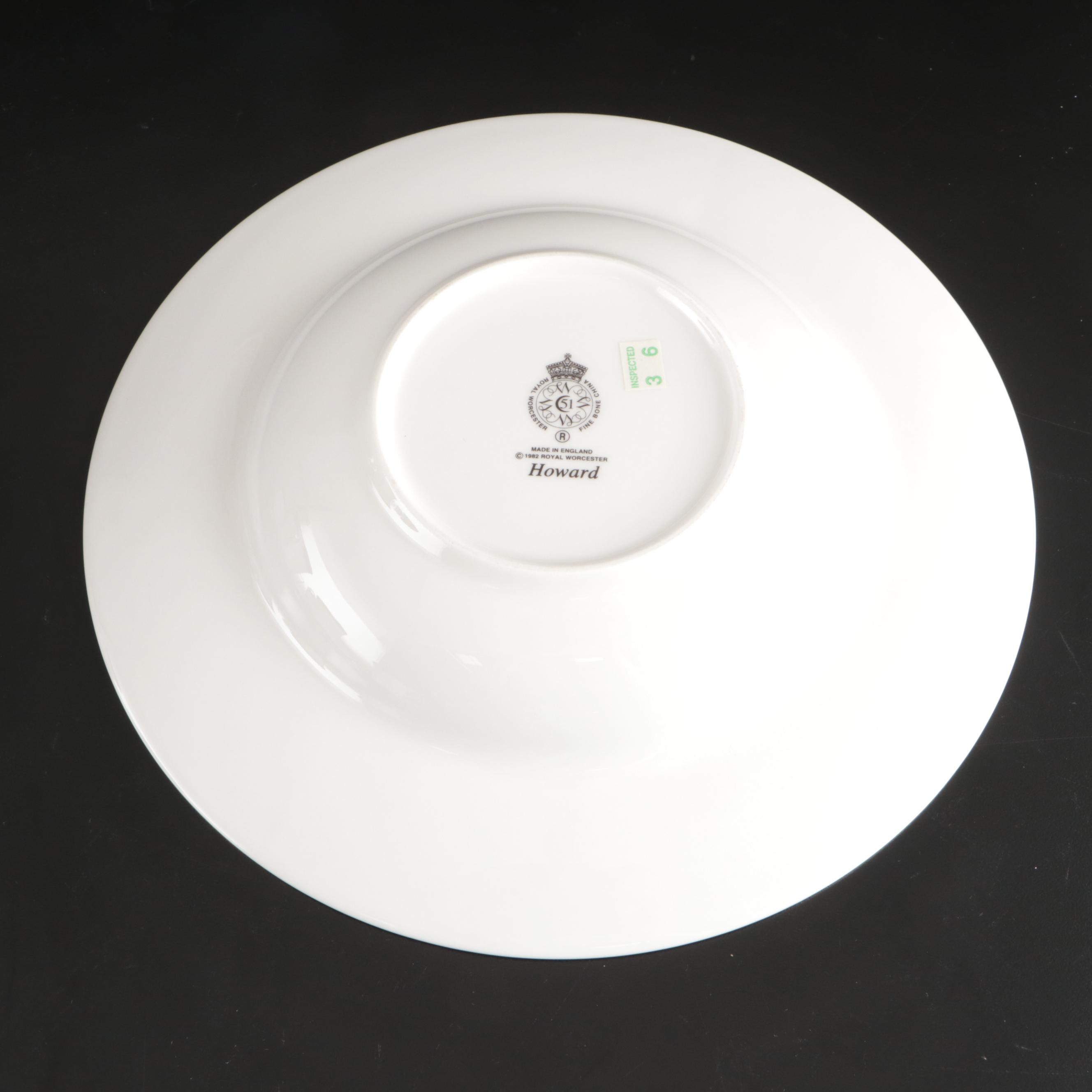 Royal Doulton "Howard" Bone China Dinnerware, Late 20th Century