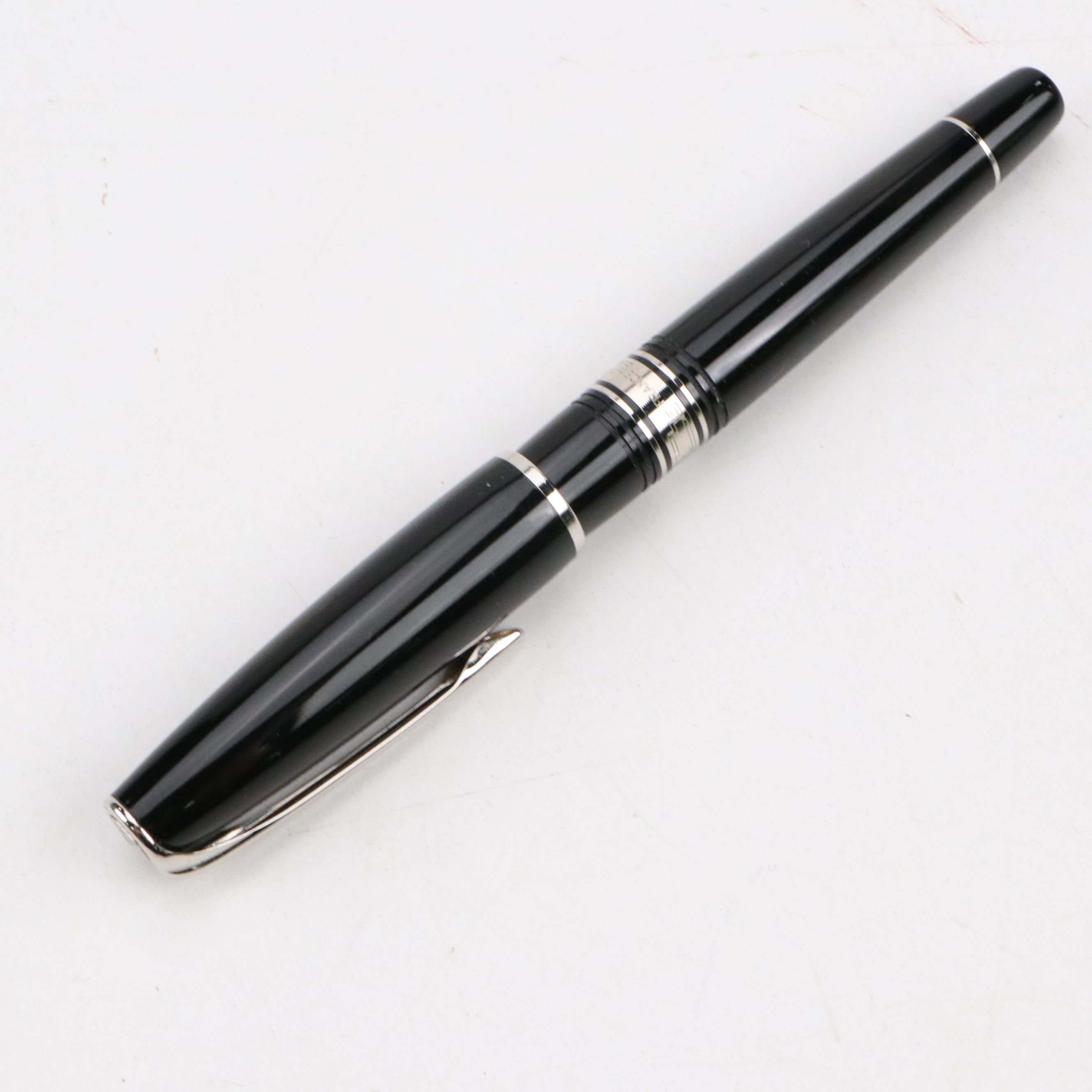 Tumi Leather Folio, with Planner and More Desk Accessories, Pens