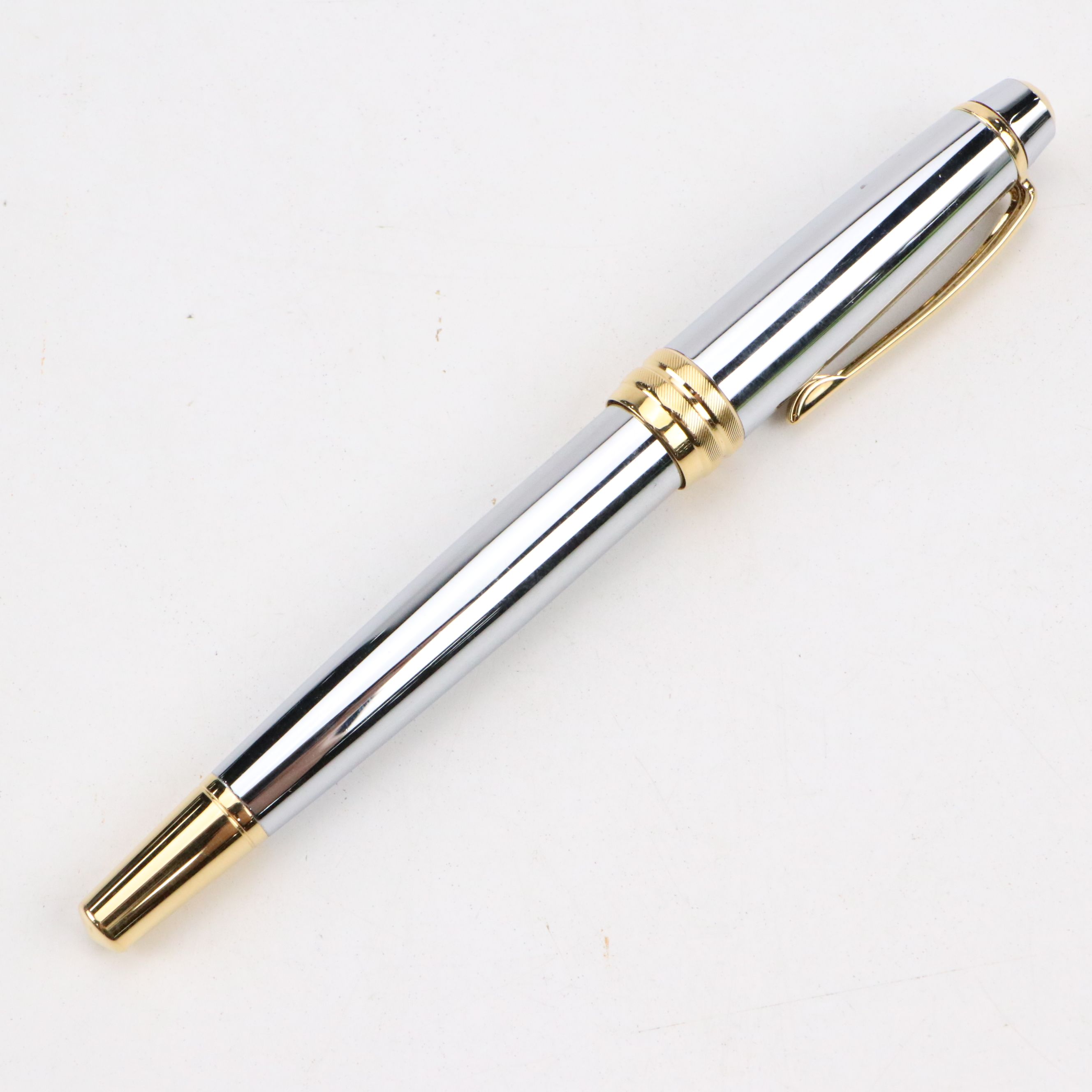 Tumi Leather Folio, with Planner and More Desk Accessories, Pens